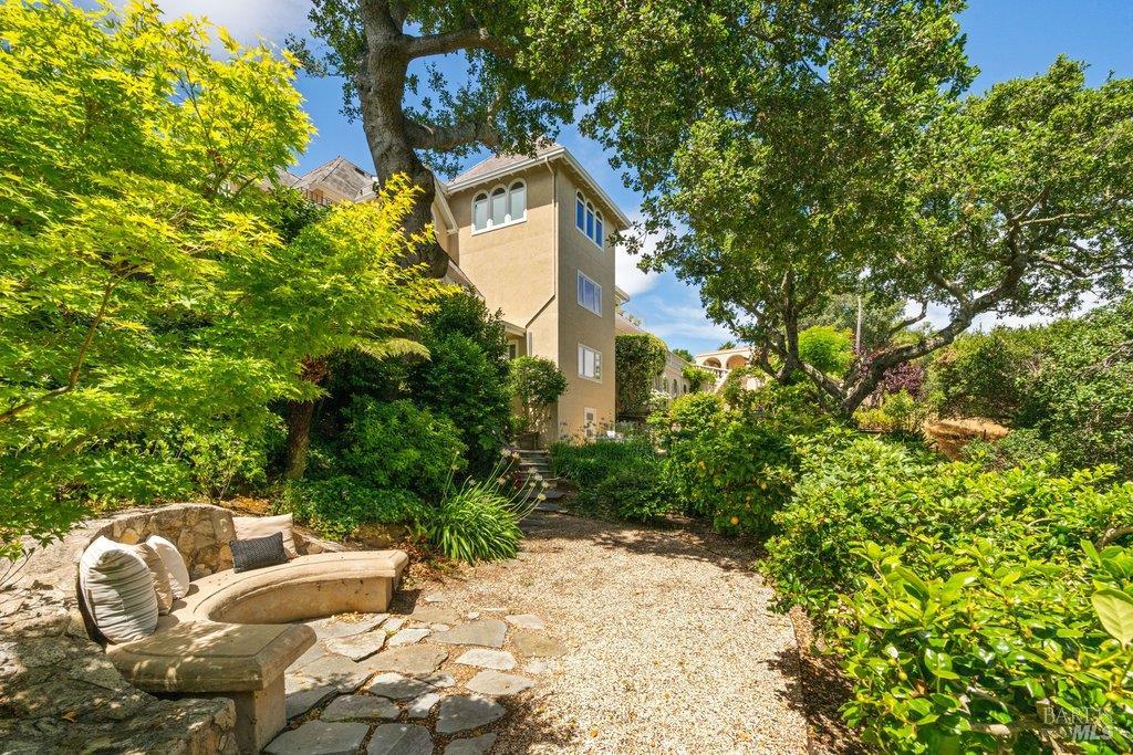 82 Mcnear Drive