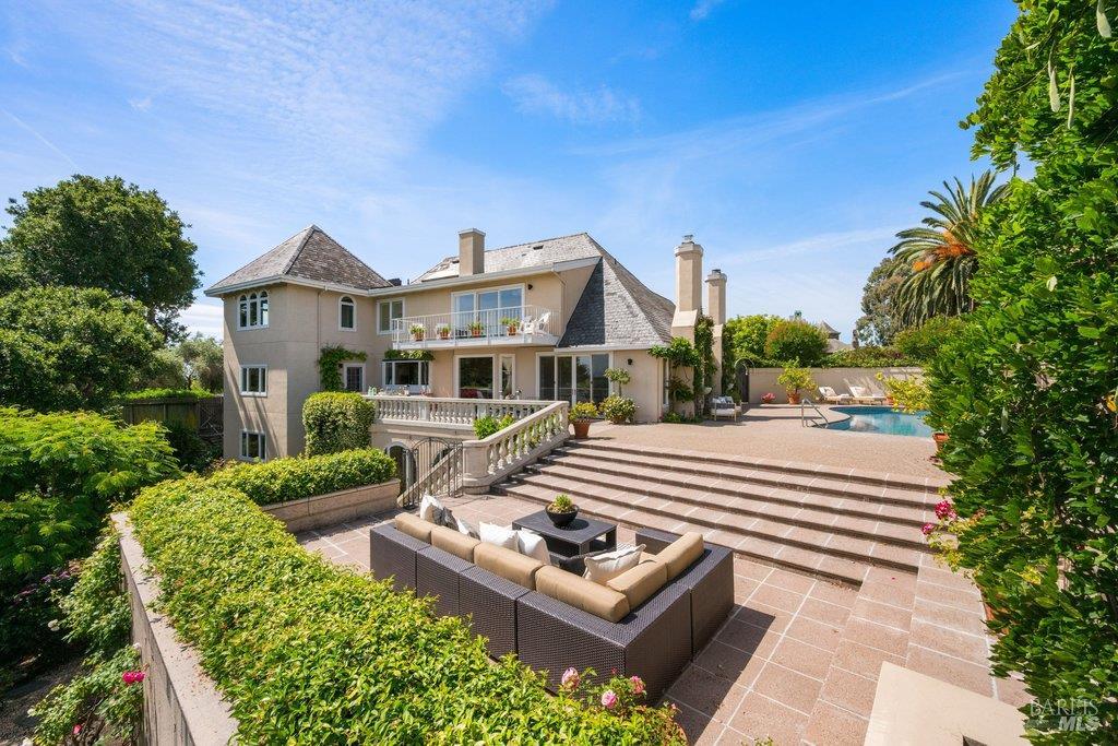 82 Mcnear Drive