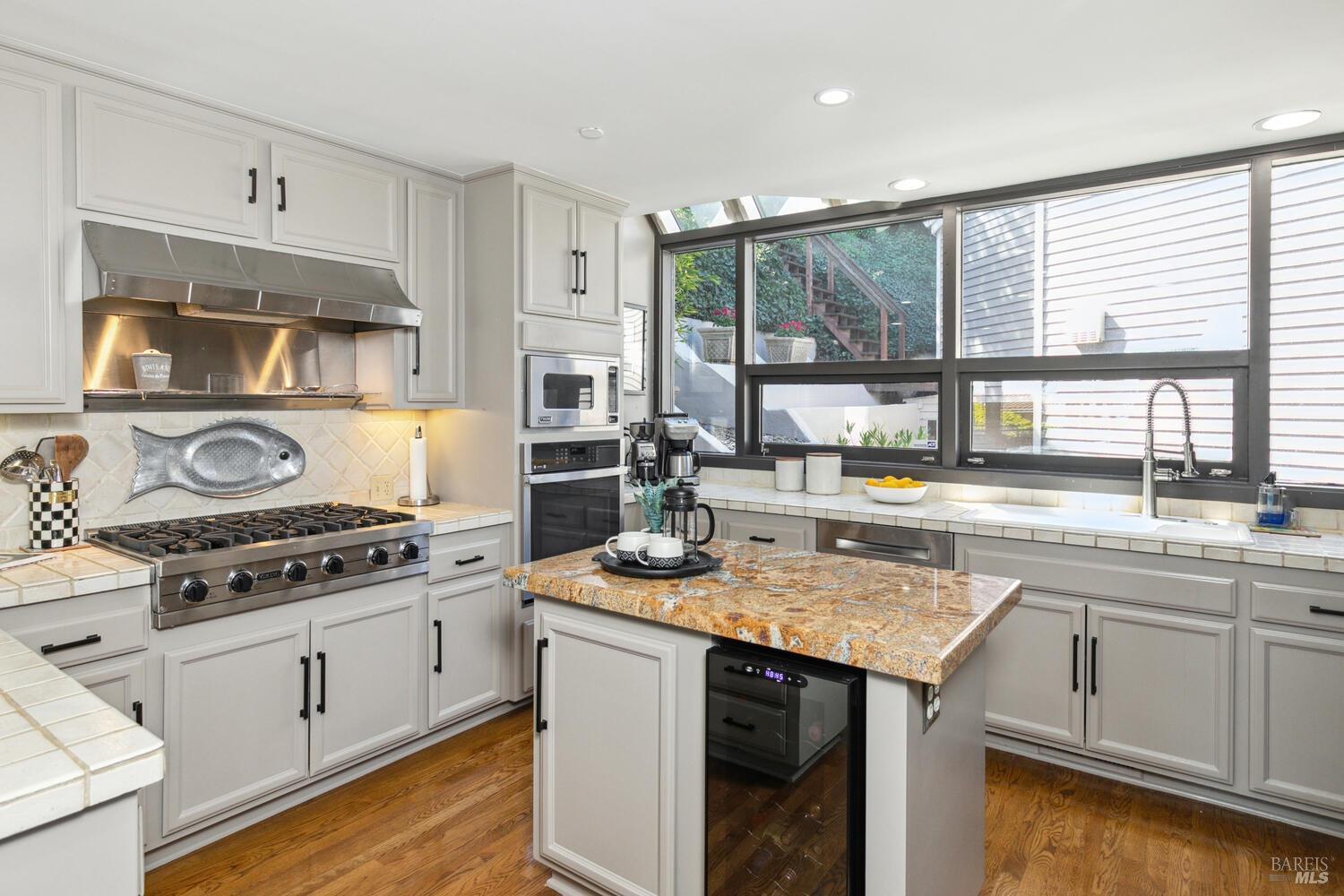 31 Edwards Avenue