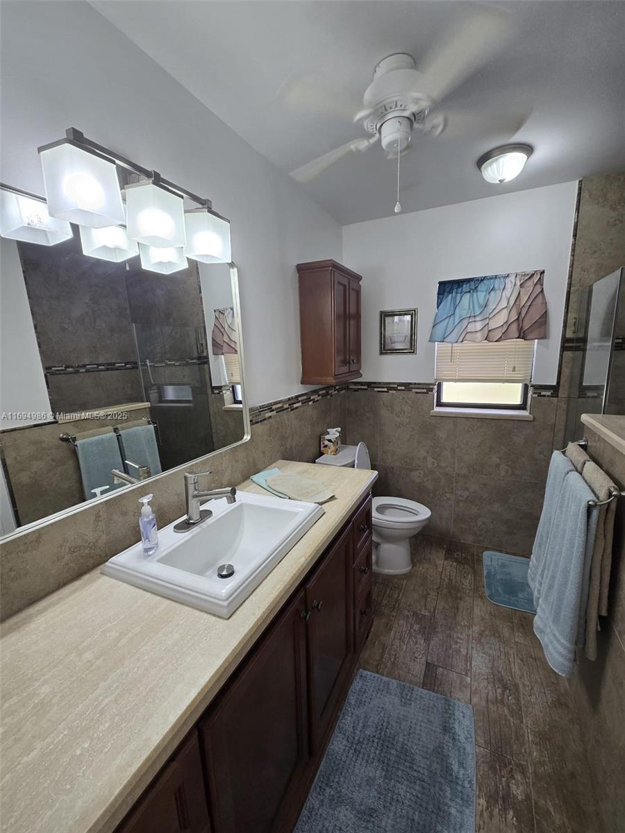 14723 Hideaway Lake Lane