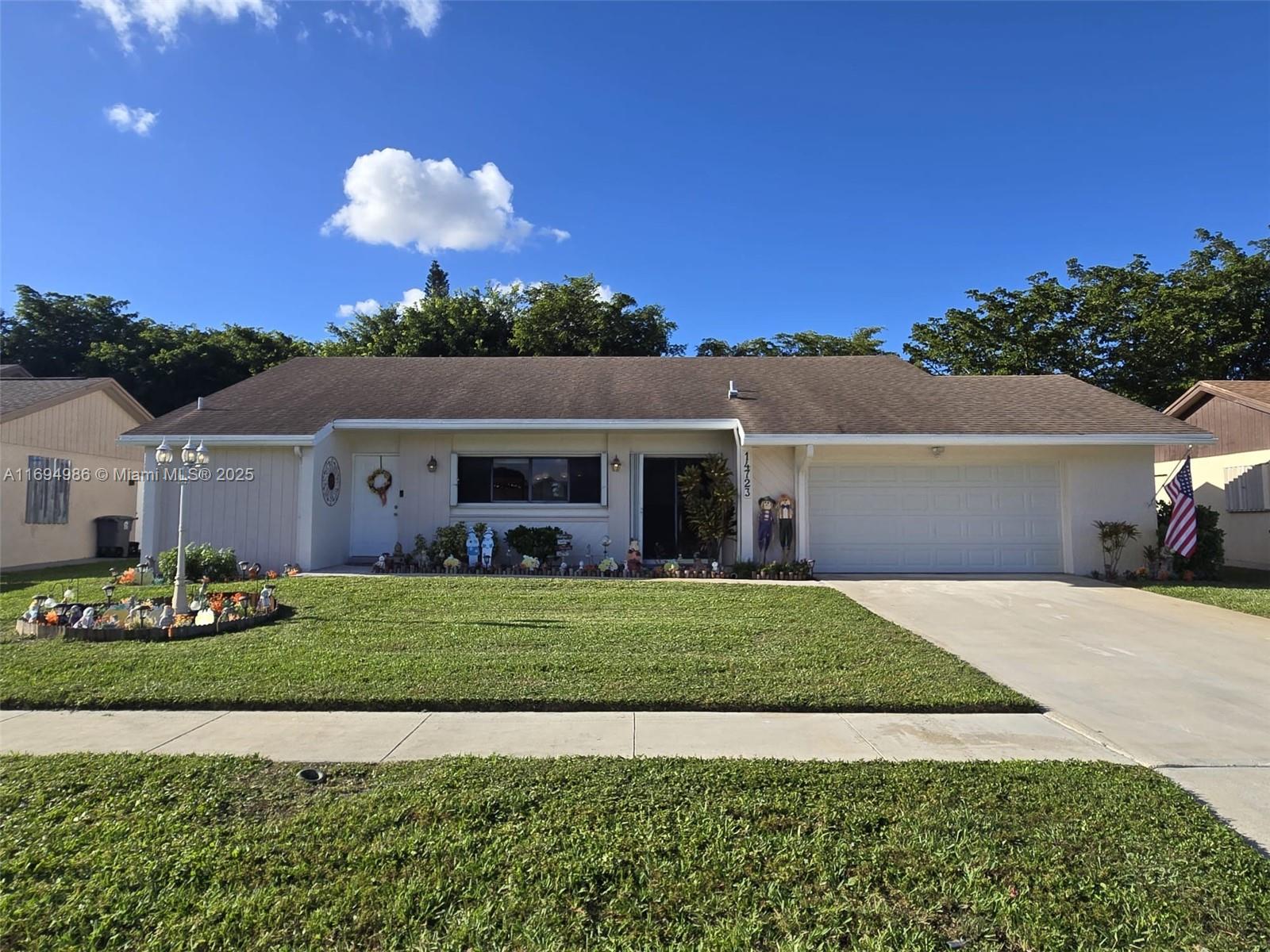 14723 Hideaway Lake Lane