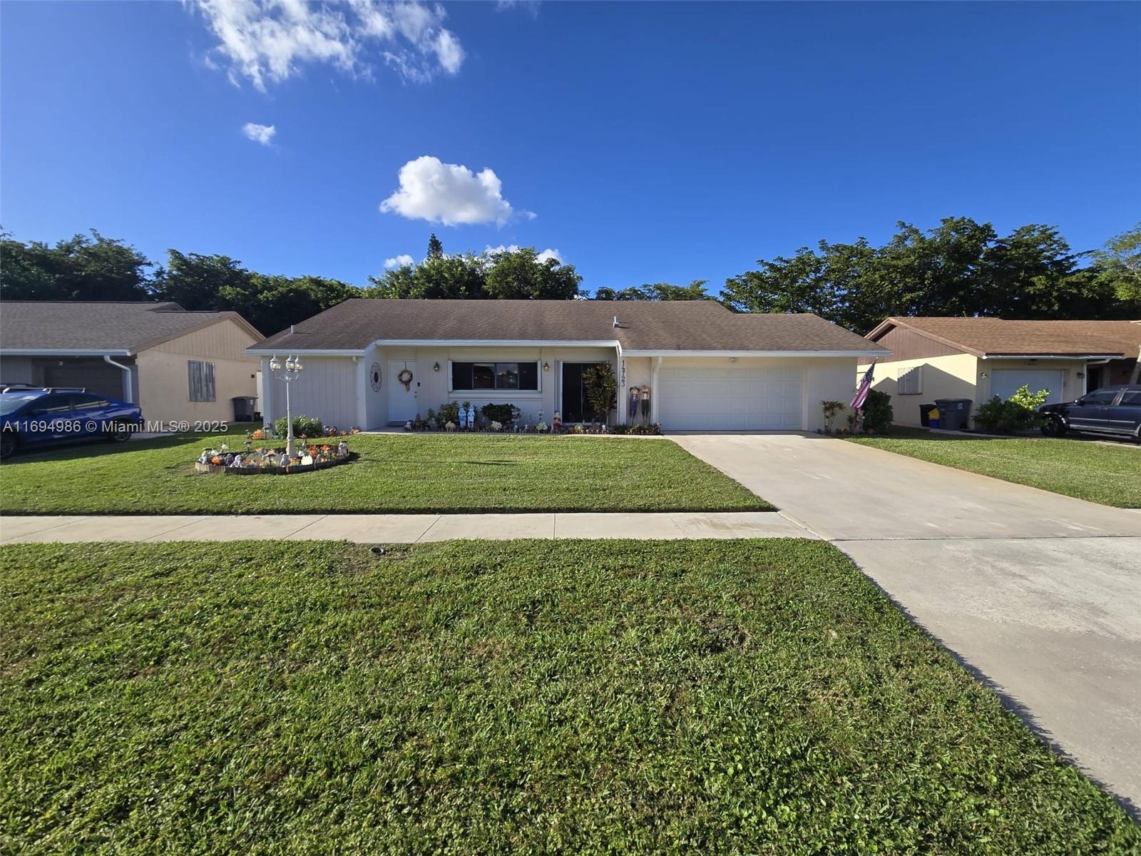 14723 Hideaway Lake Lane