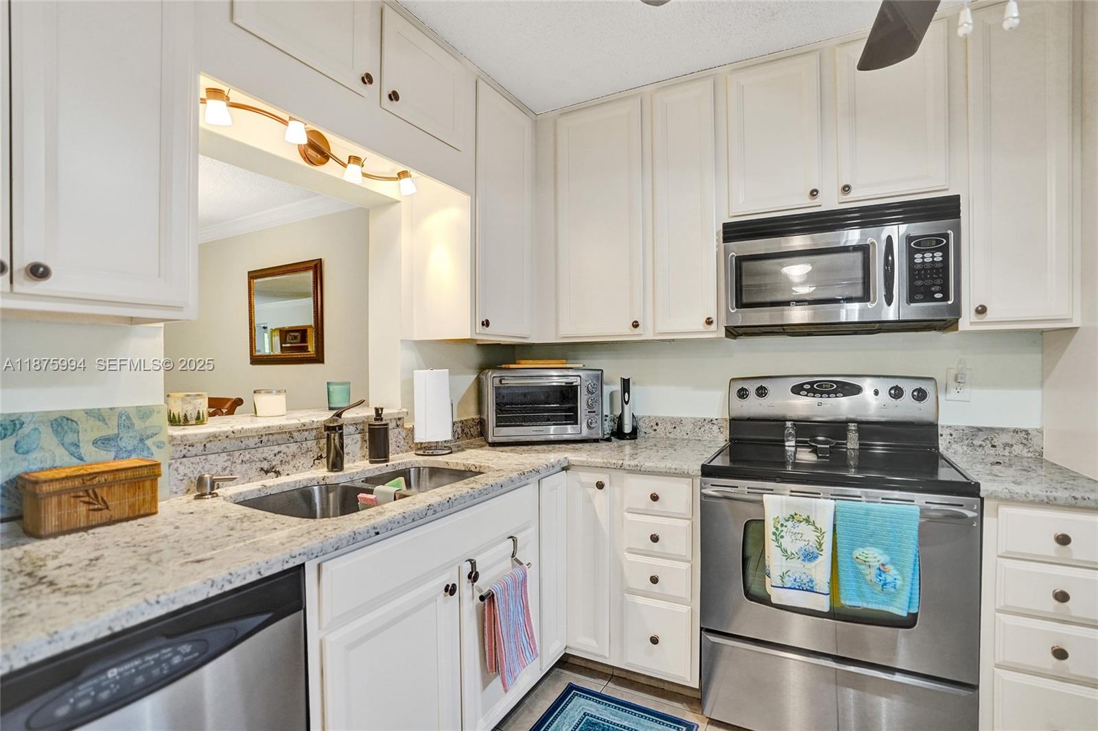 2975 SW 22nd Avenue 102