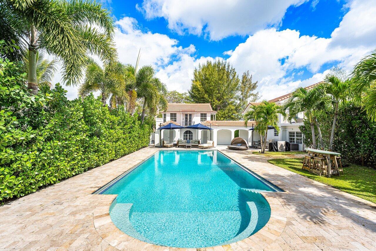 321 SW 1st Avenue