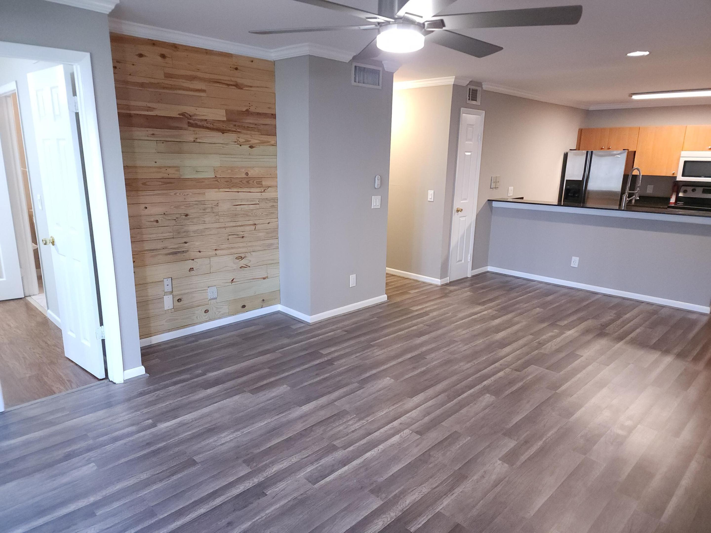 1740 Palm Cove Boulevard 4-103