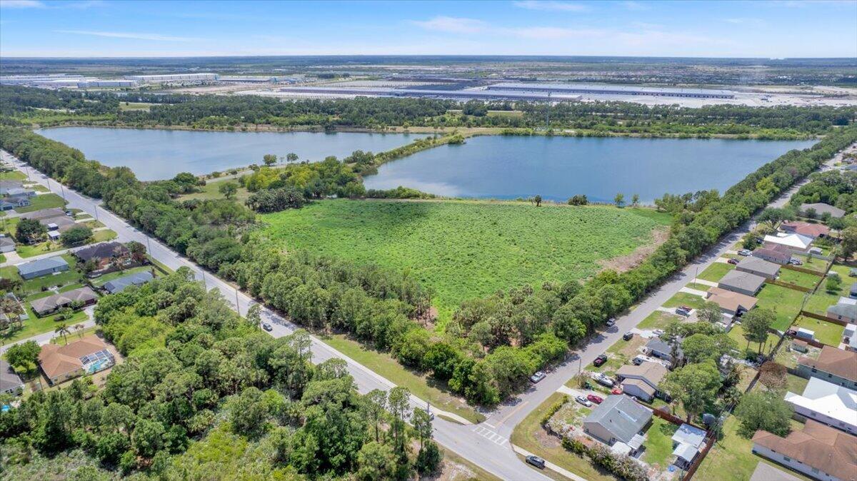 1532 SW Birkey Avenue, Port St. Lucie