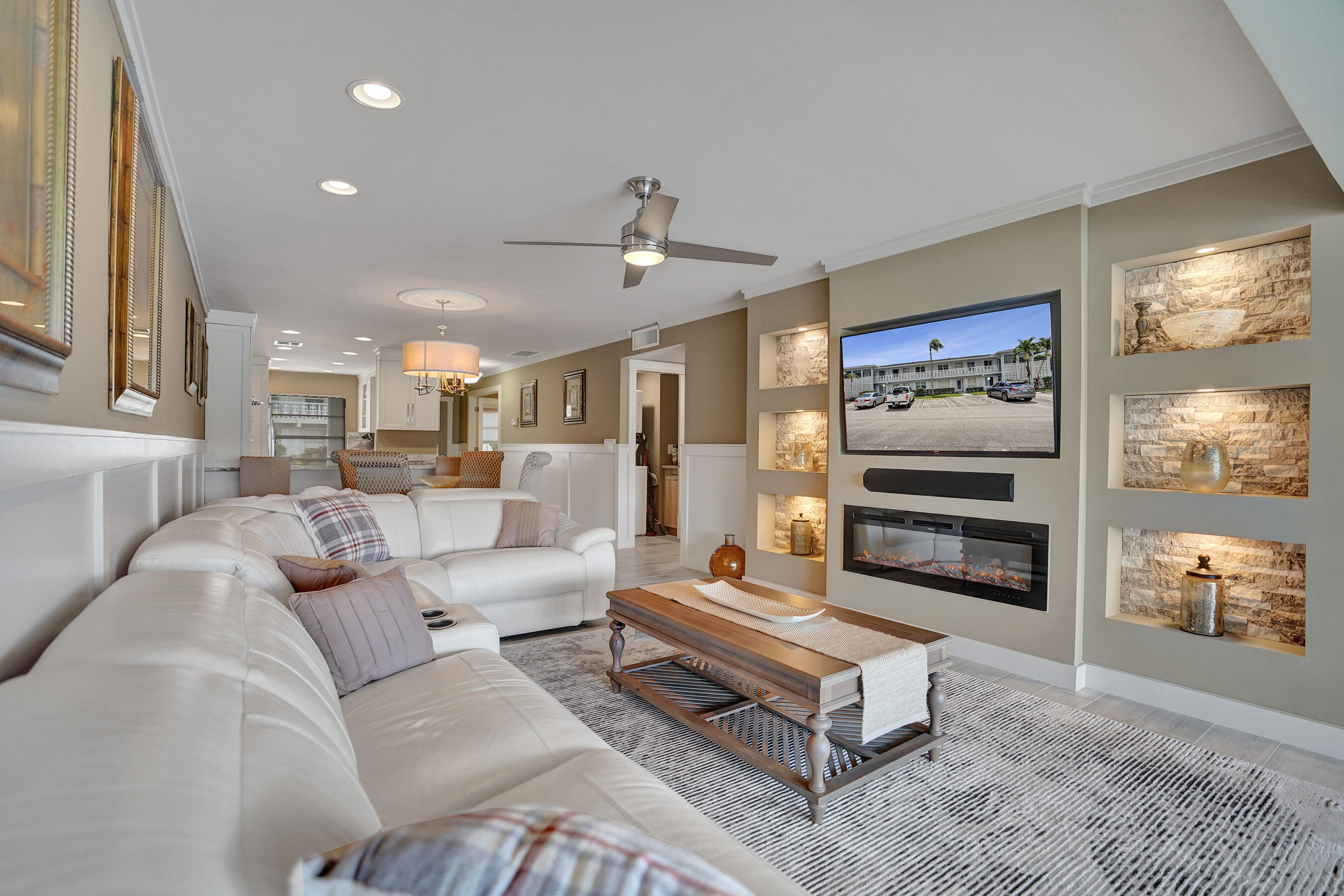 2820 SW 13th Street 101