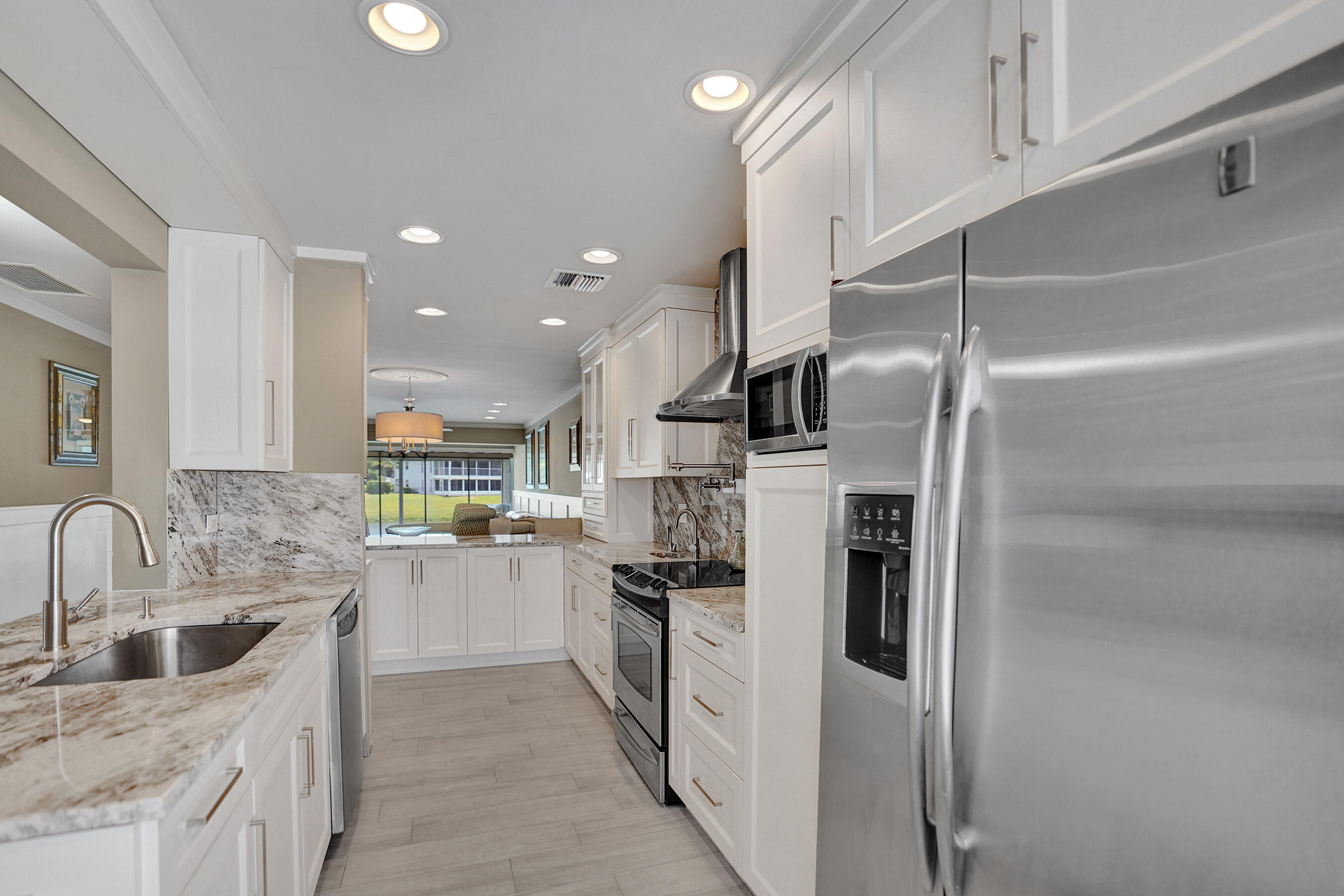 2820 SW 13th Street 101