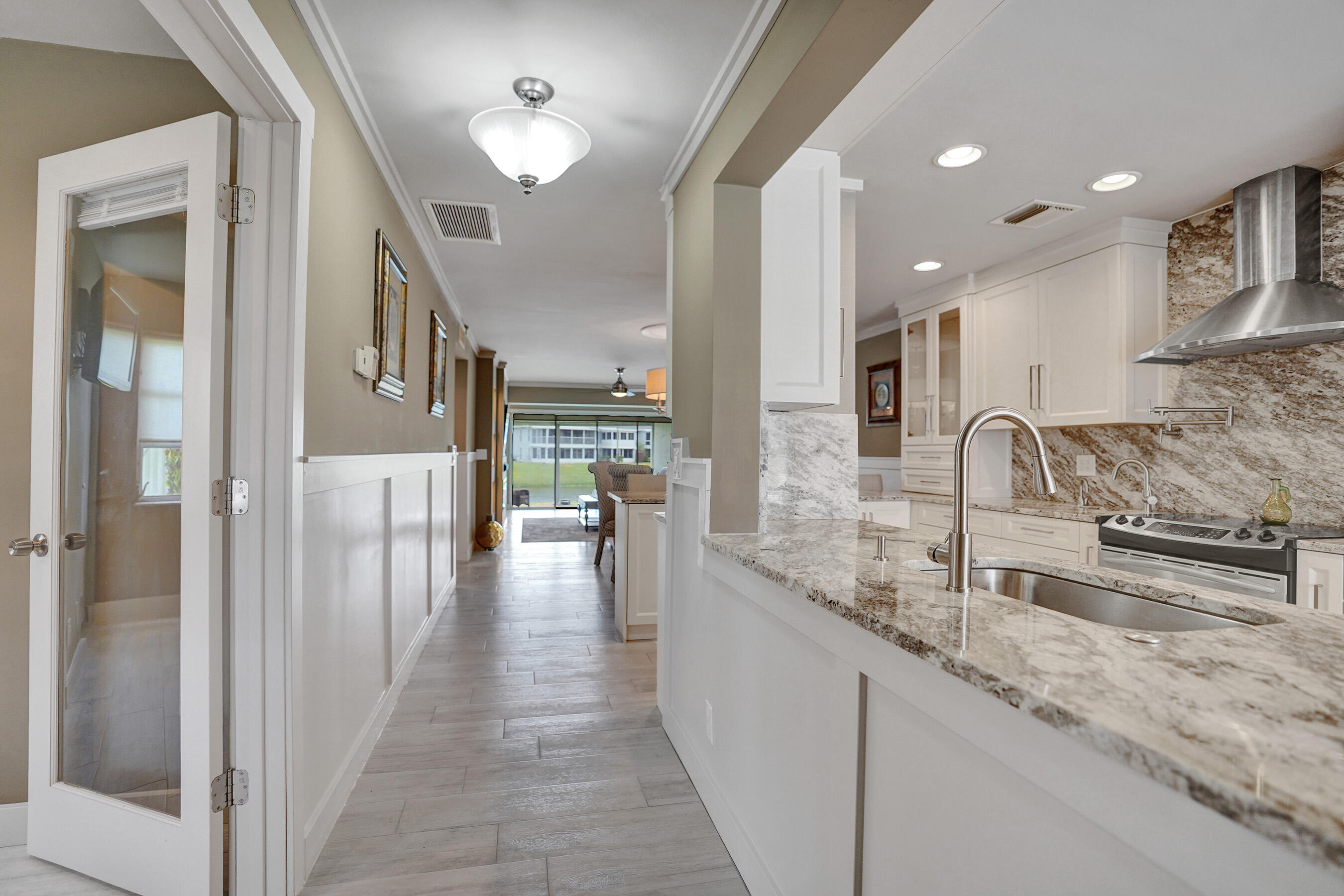 2820 SW 13th Street 101