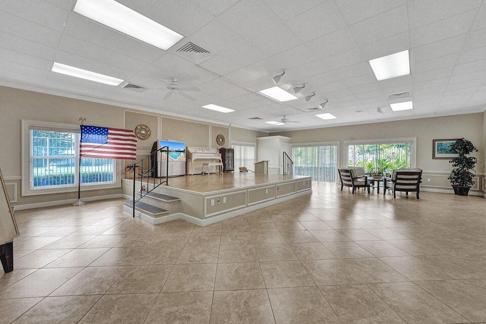 2820 SW 13th Street 101