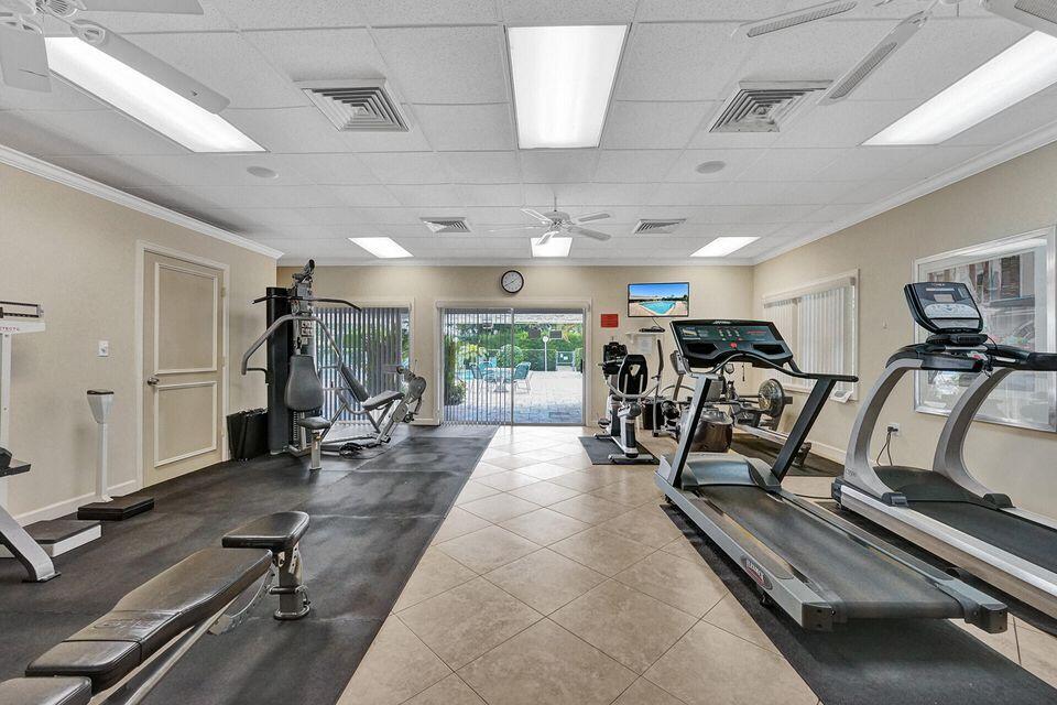 2820 SW 13th Street 101