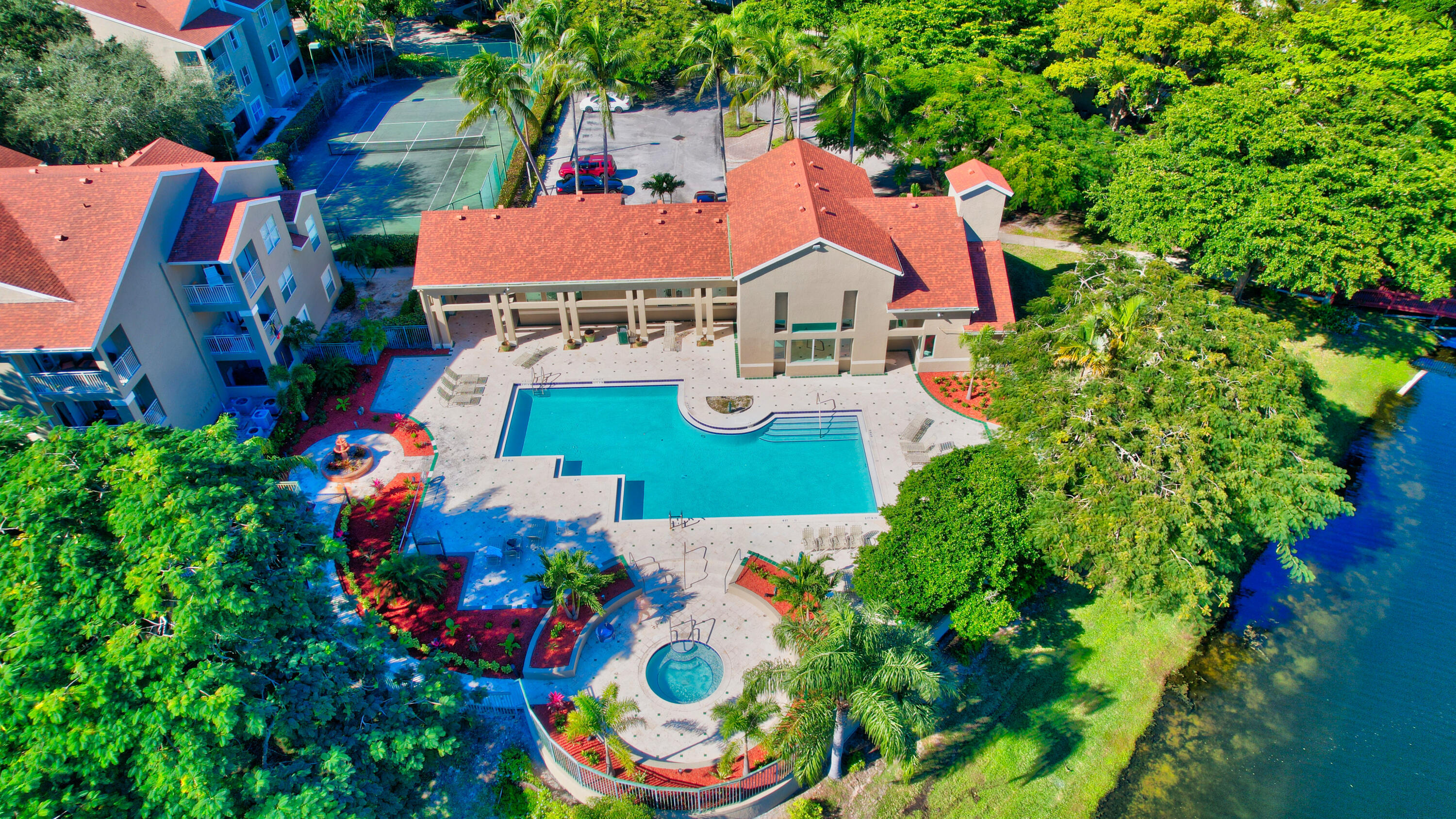 1745 Palm Cove Boulevard 3-305