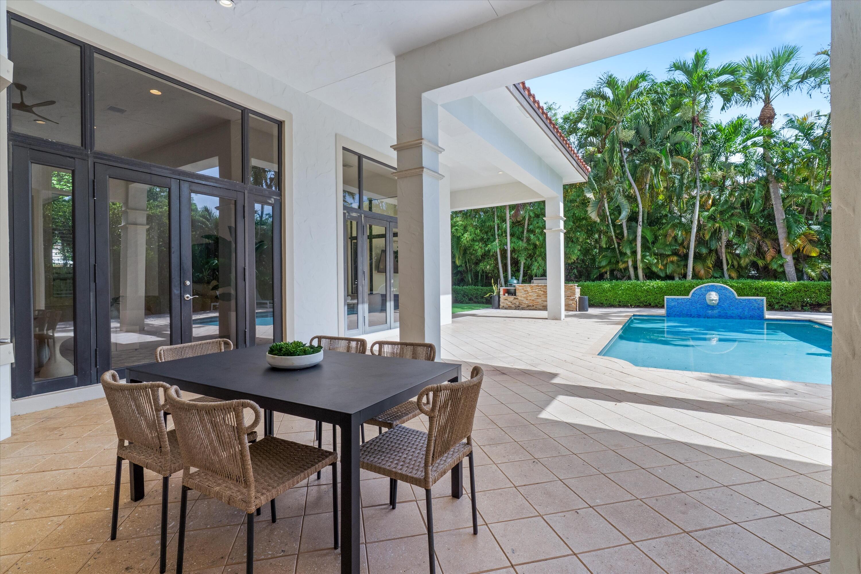 717 NW 4th Street