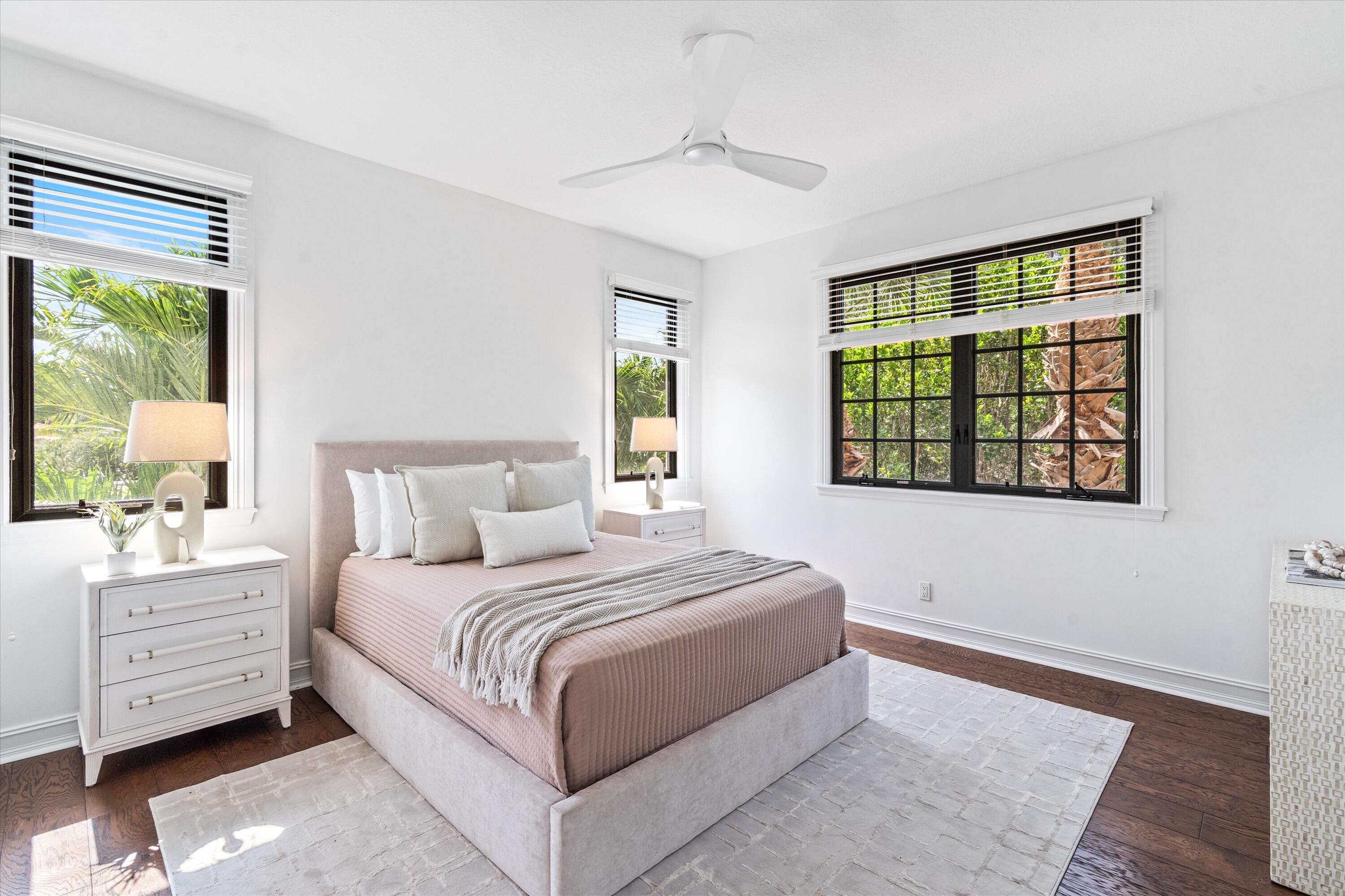 717 NW 4th Street