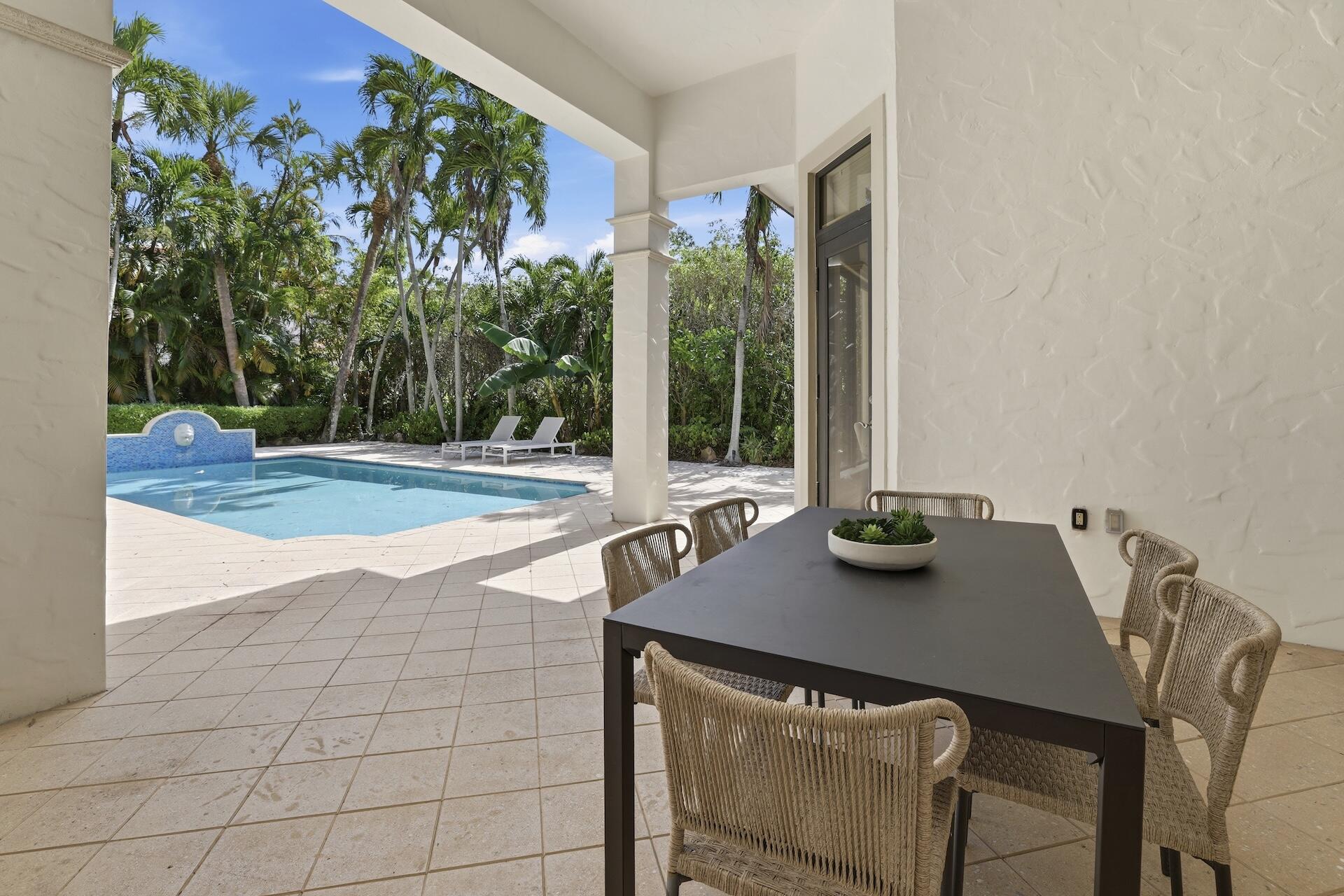 717 NW 4th Street