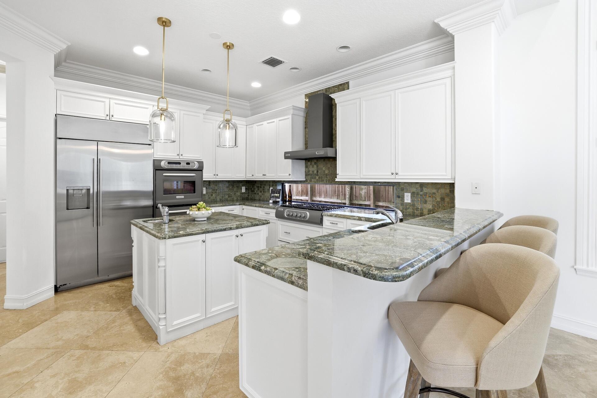 717 NW 4th Street
