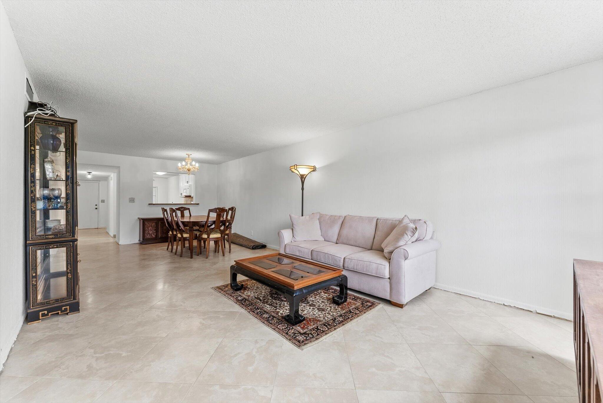 5635 QUEEN PALM Court D