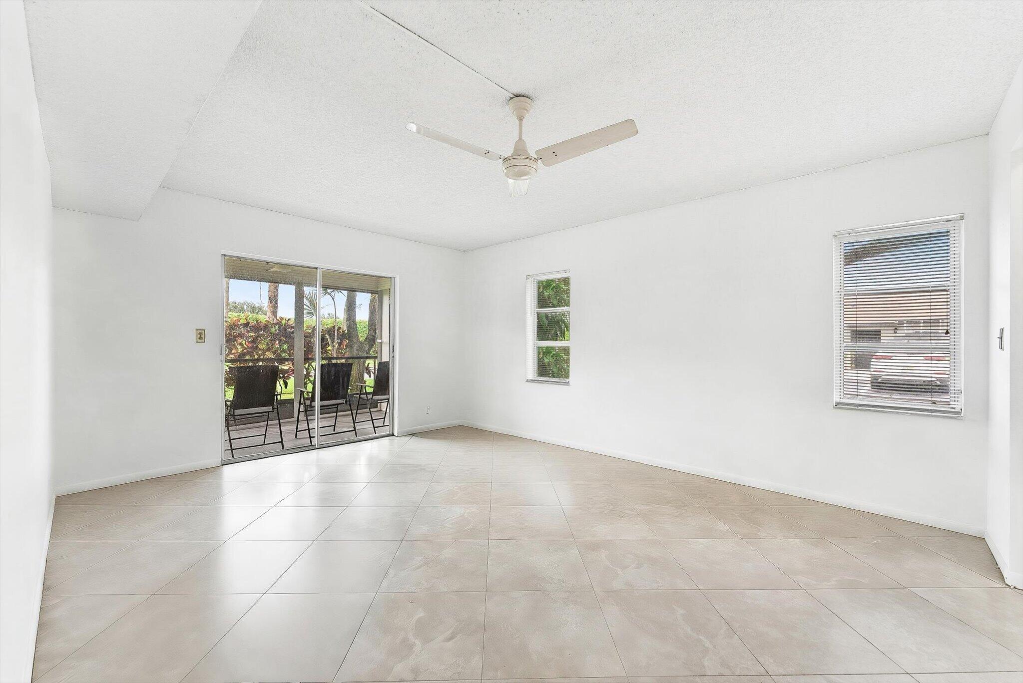 5635 QUEEN PALM Court D