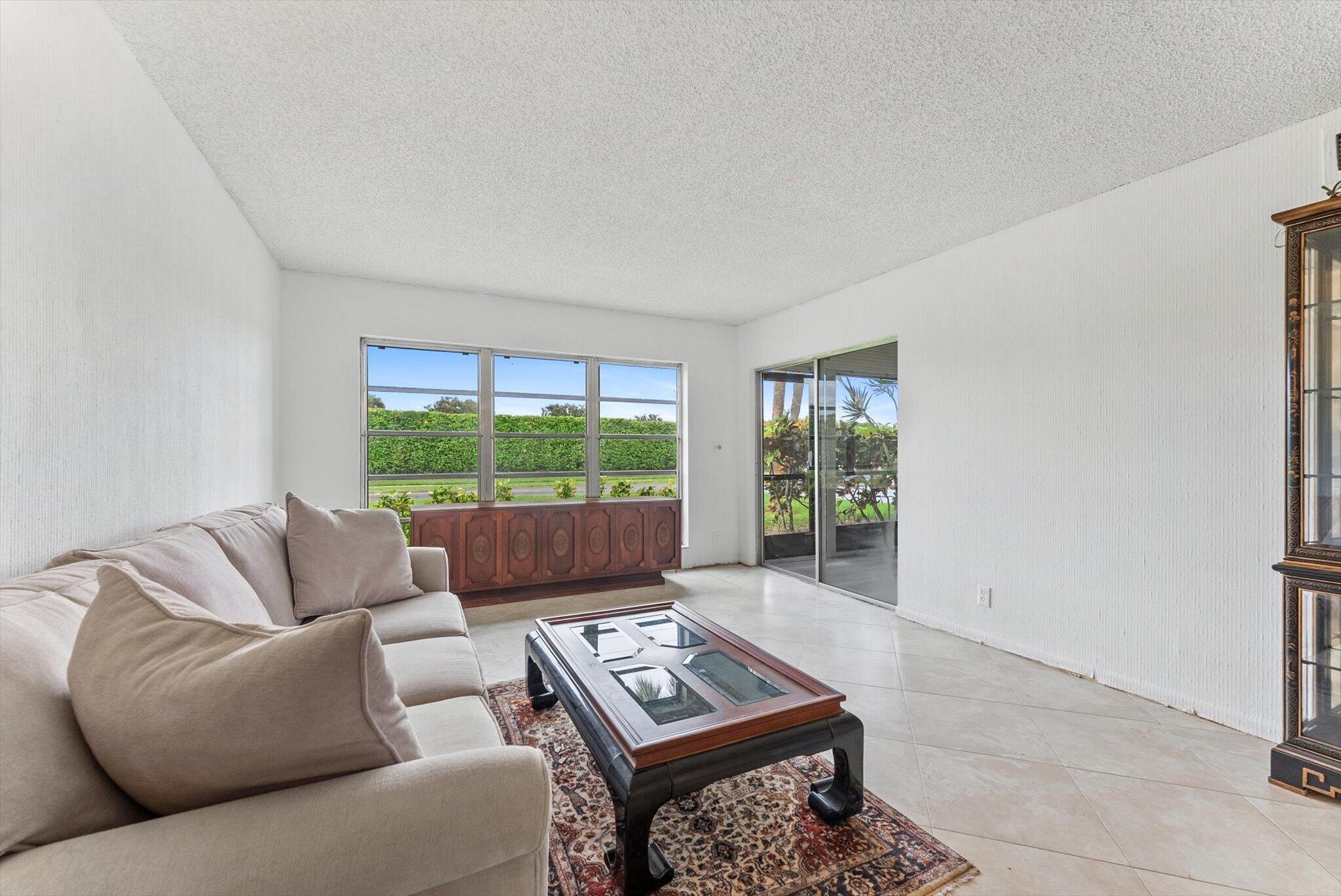 5635 QUEEN PALM Court D