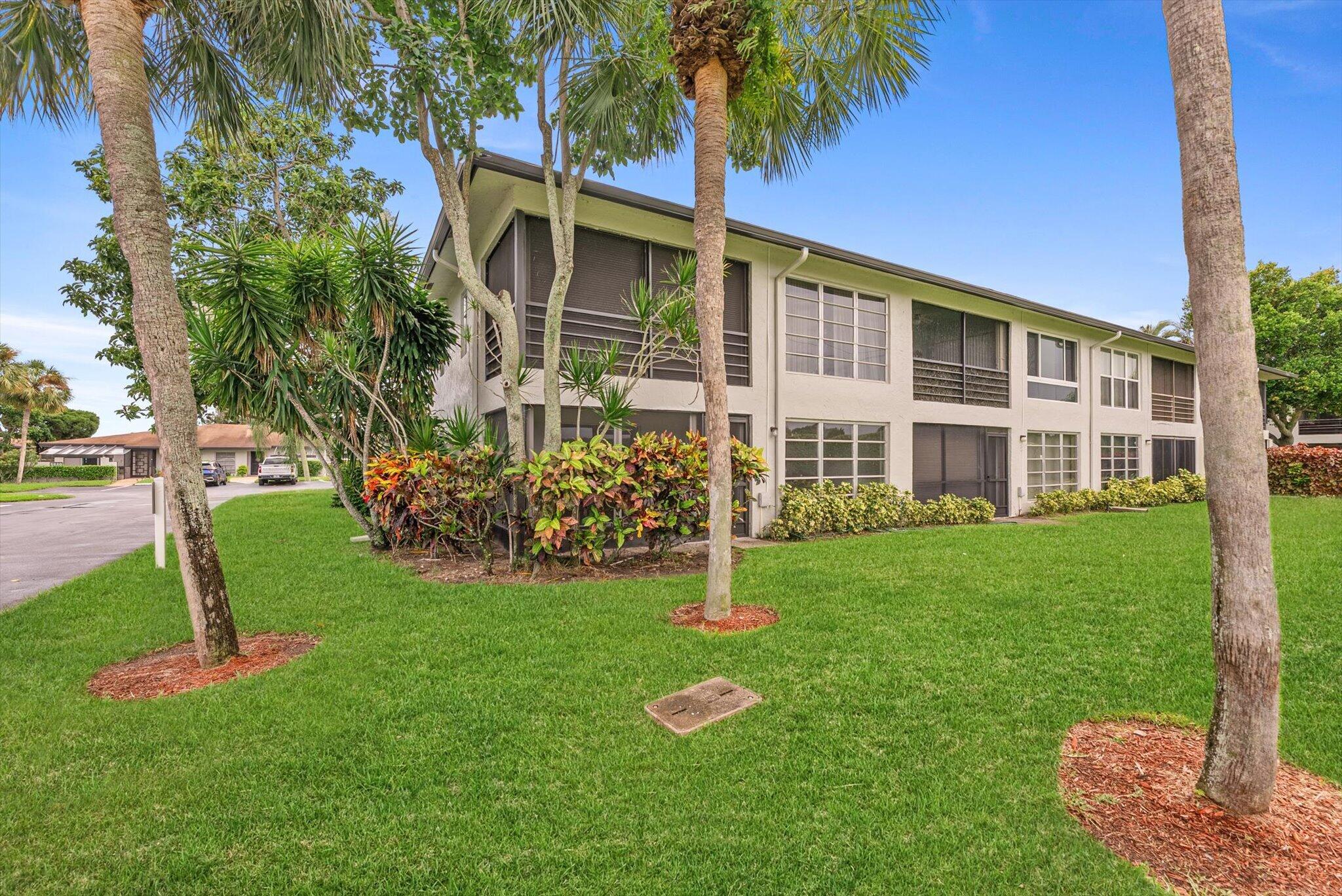 5635 QUEEN PALM Court D
