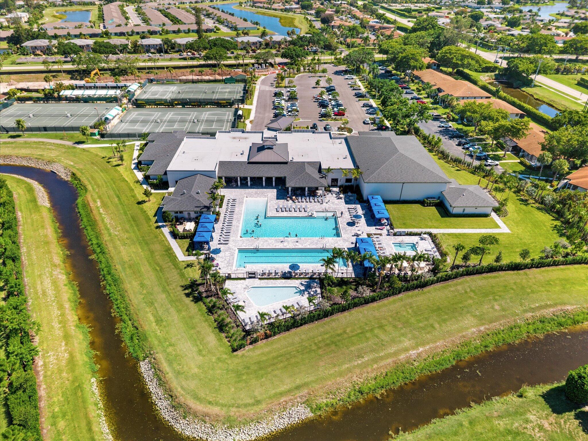 5635 QUEEN PALM Court D