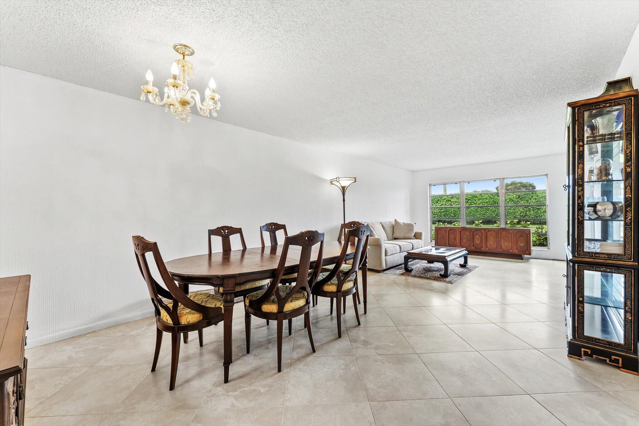 5635 QUEEN PALM Court D