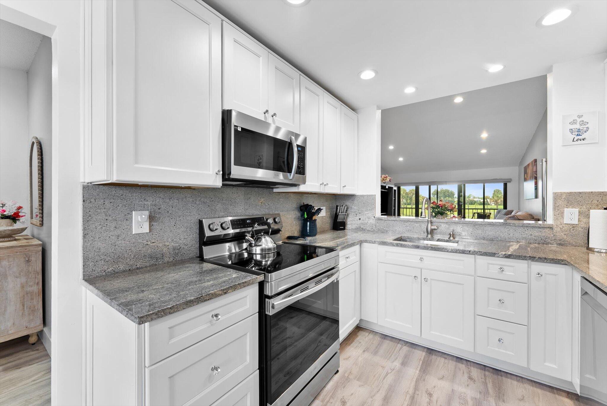 5152 Golfview Court 1825