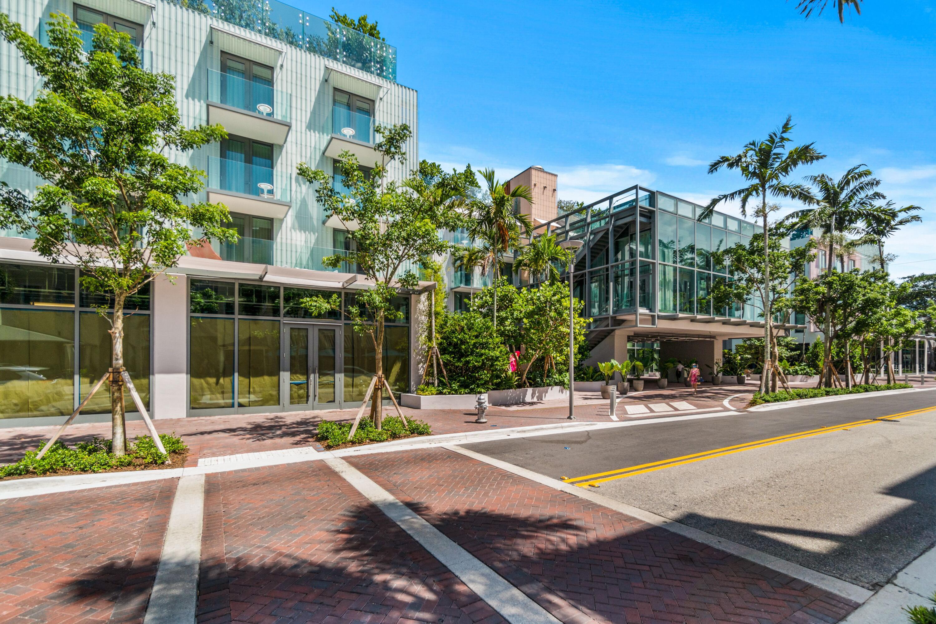 200 NE 2nd Avenue 209