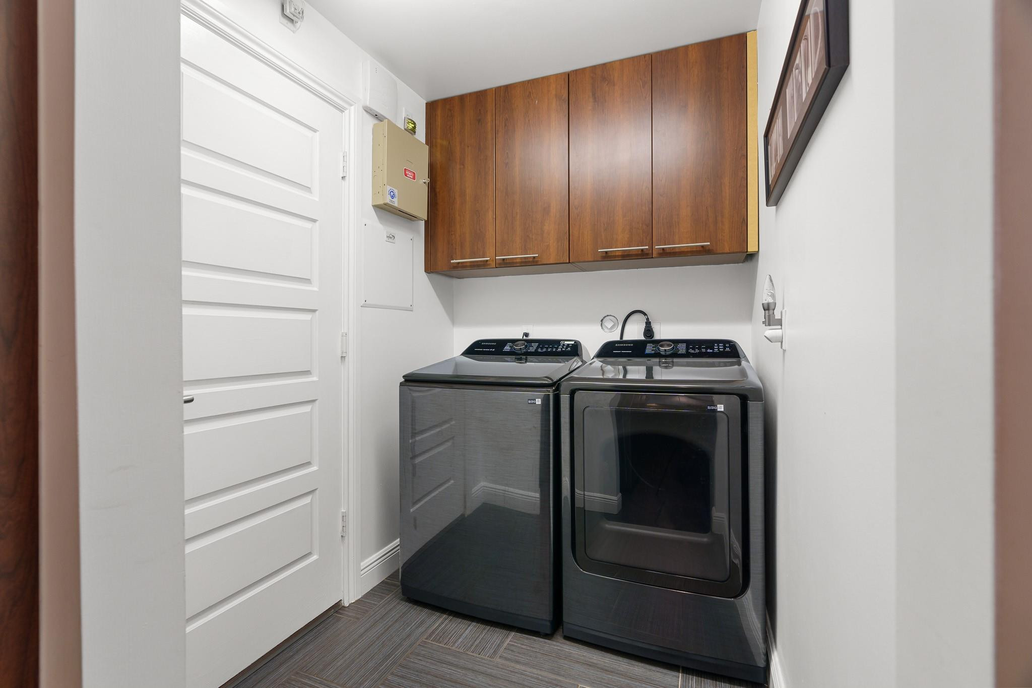 114 NE 10th Street