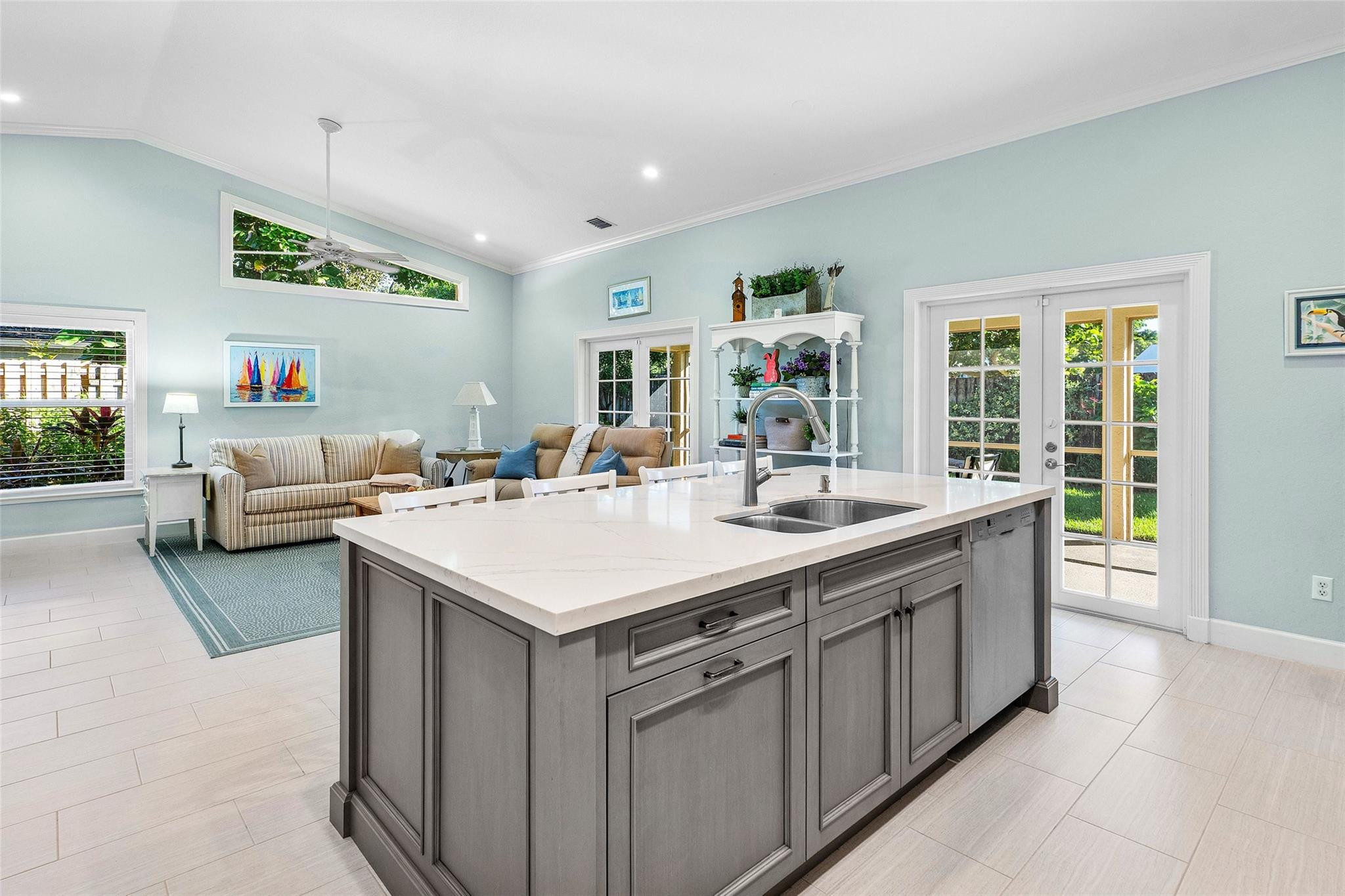 2855 Hampton Circle