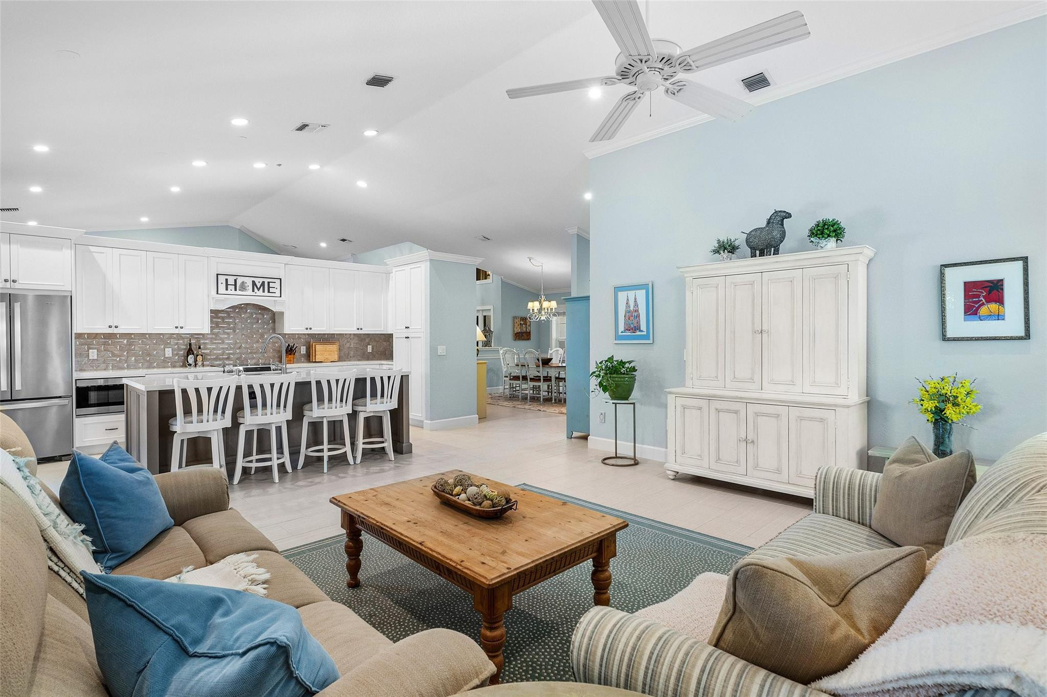 2855 Hampton Circle