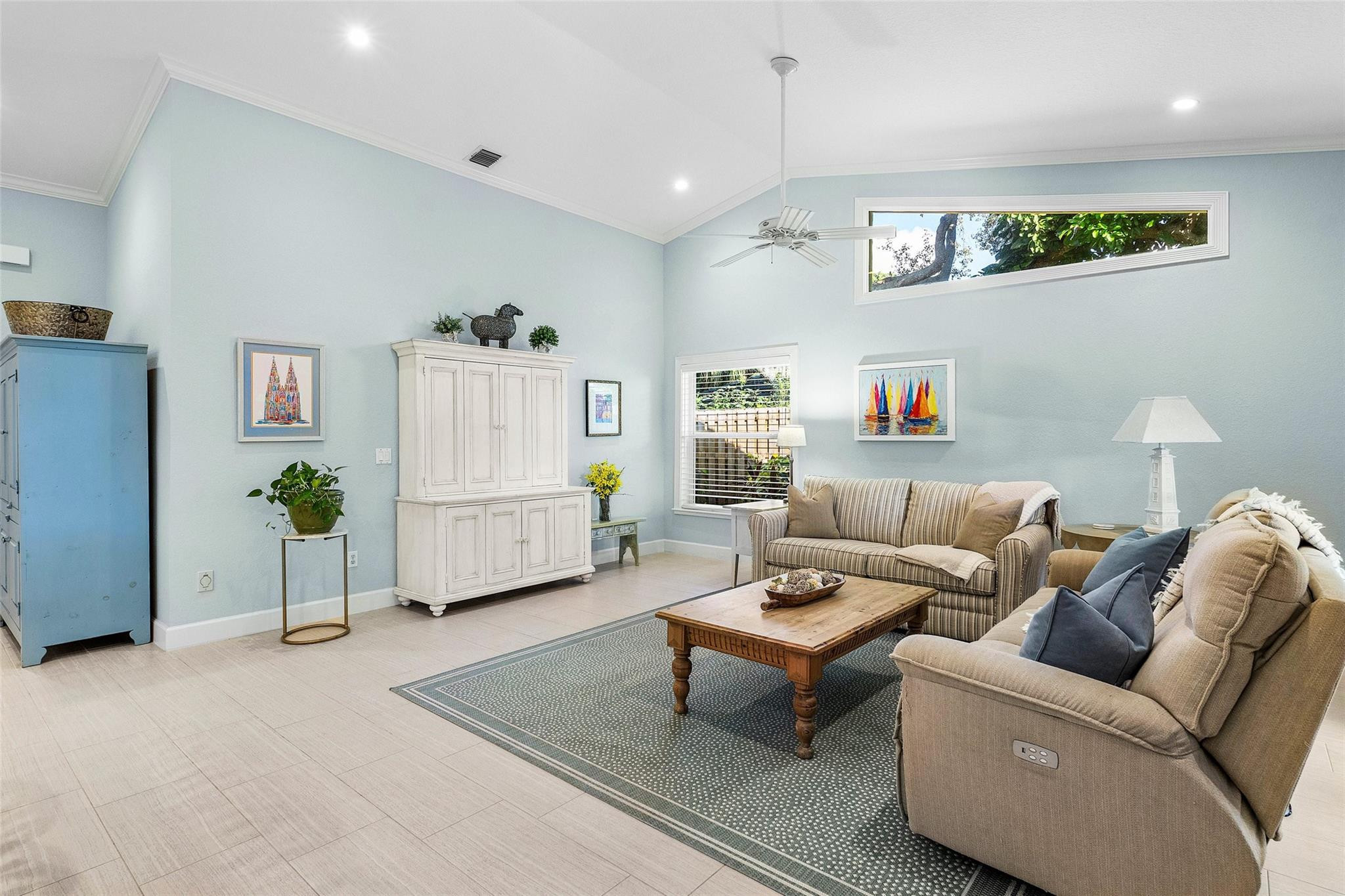 2855 Hampton Circle