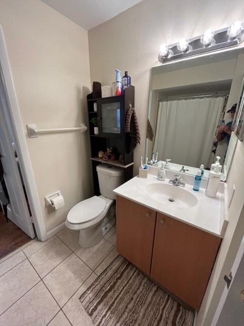 1740 Palm Cove Boulevard 4103