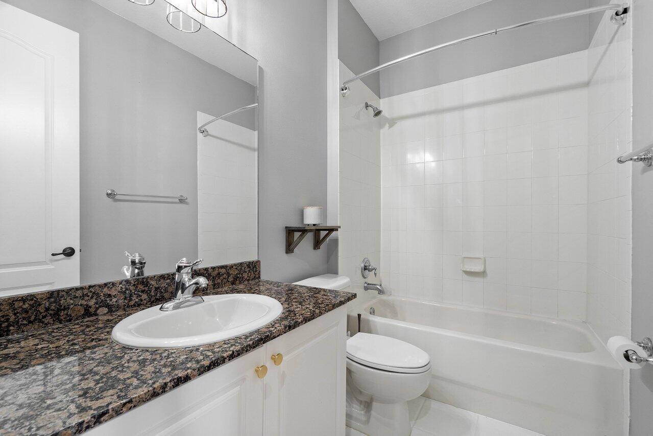 2789 Eagle Rock Circle 2