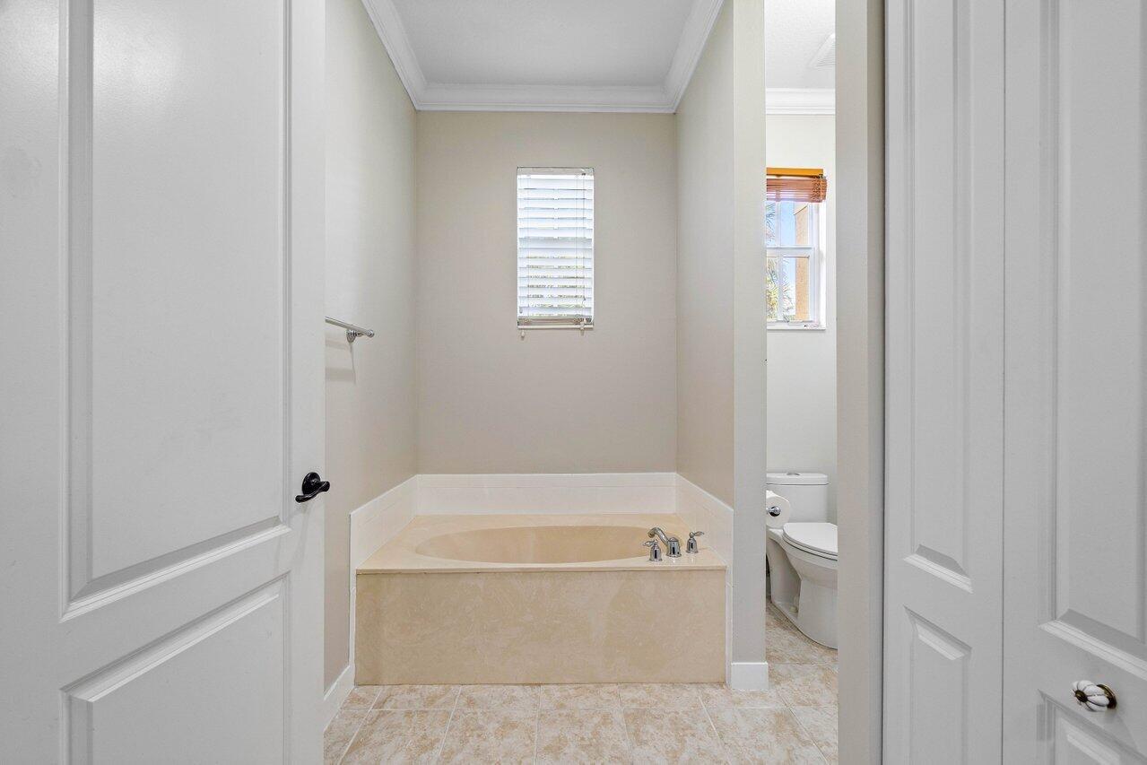 2789 Eagle Rock Circle 2