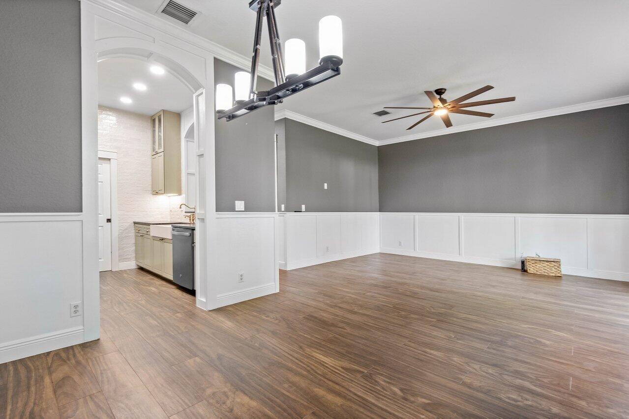 2789 Eagle Rock Circle 2