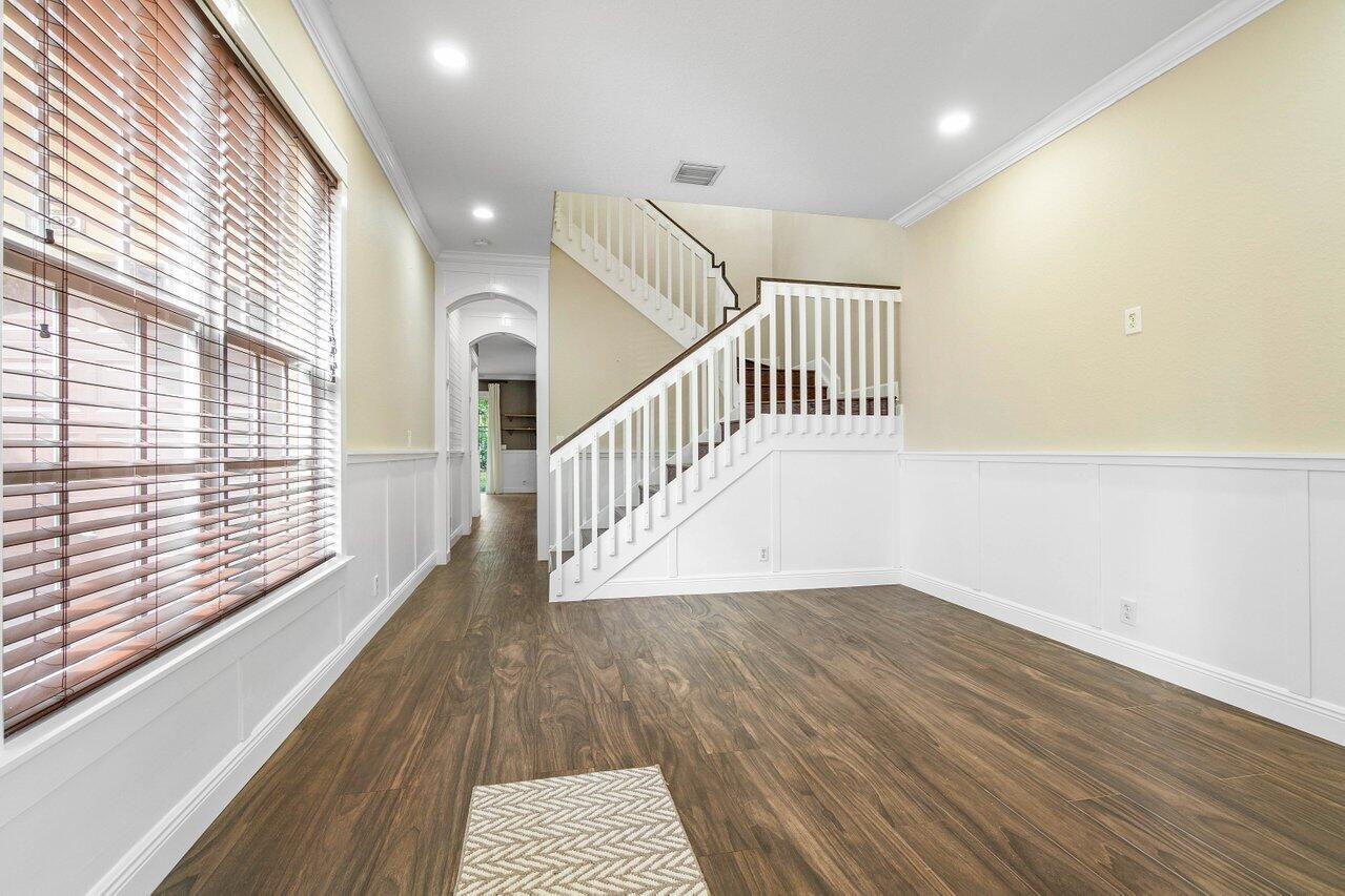 2789 Eagle Rock Circle 2