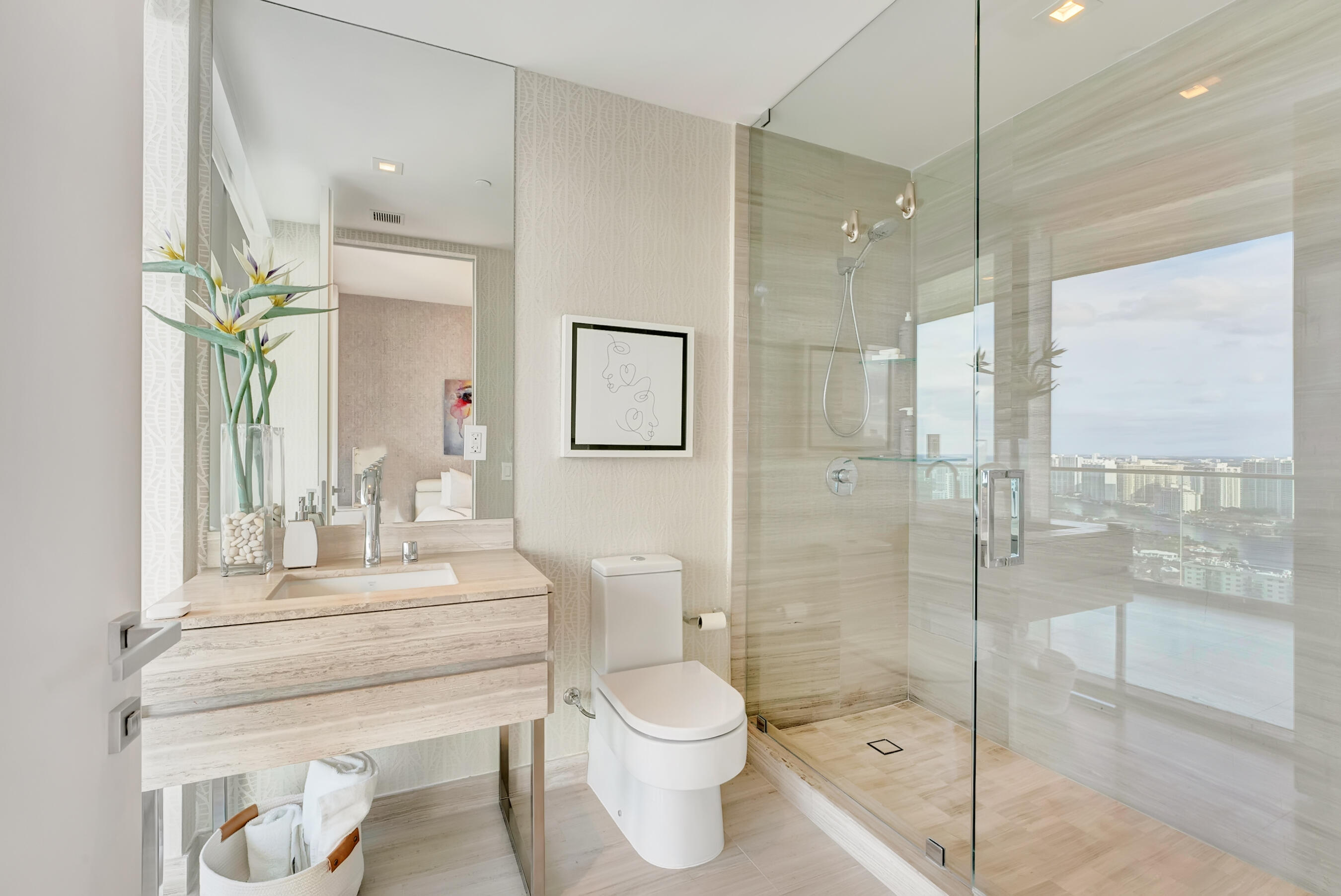 18975 Collins Avenue 3201