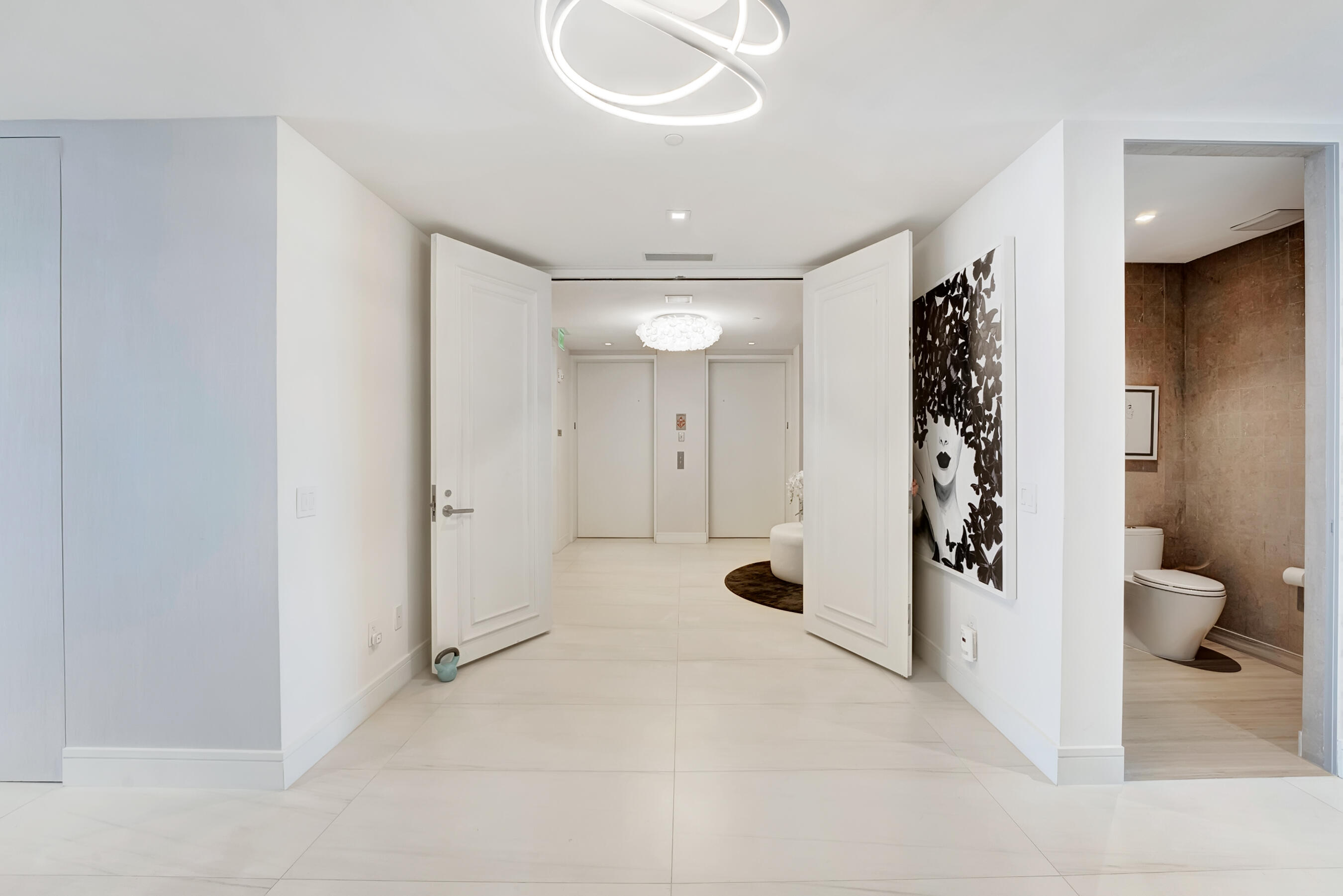 18975 Collins Avenue 3201