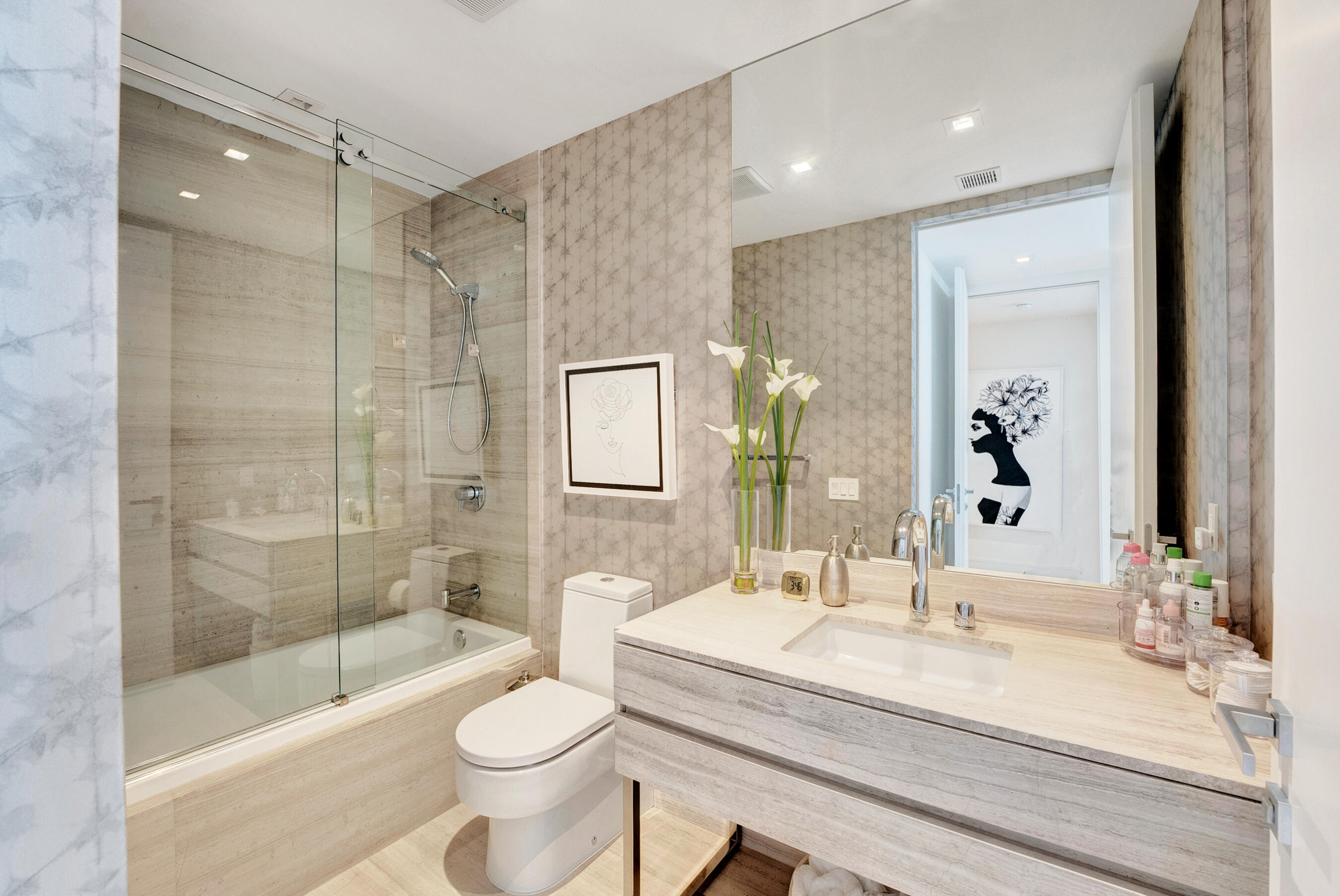 18975 Collins Avenue 3201