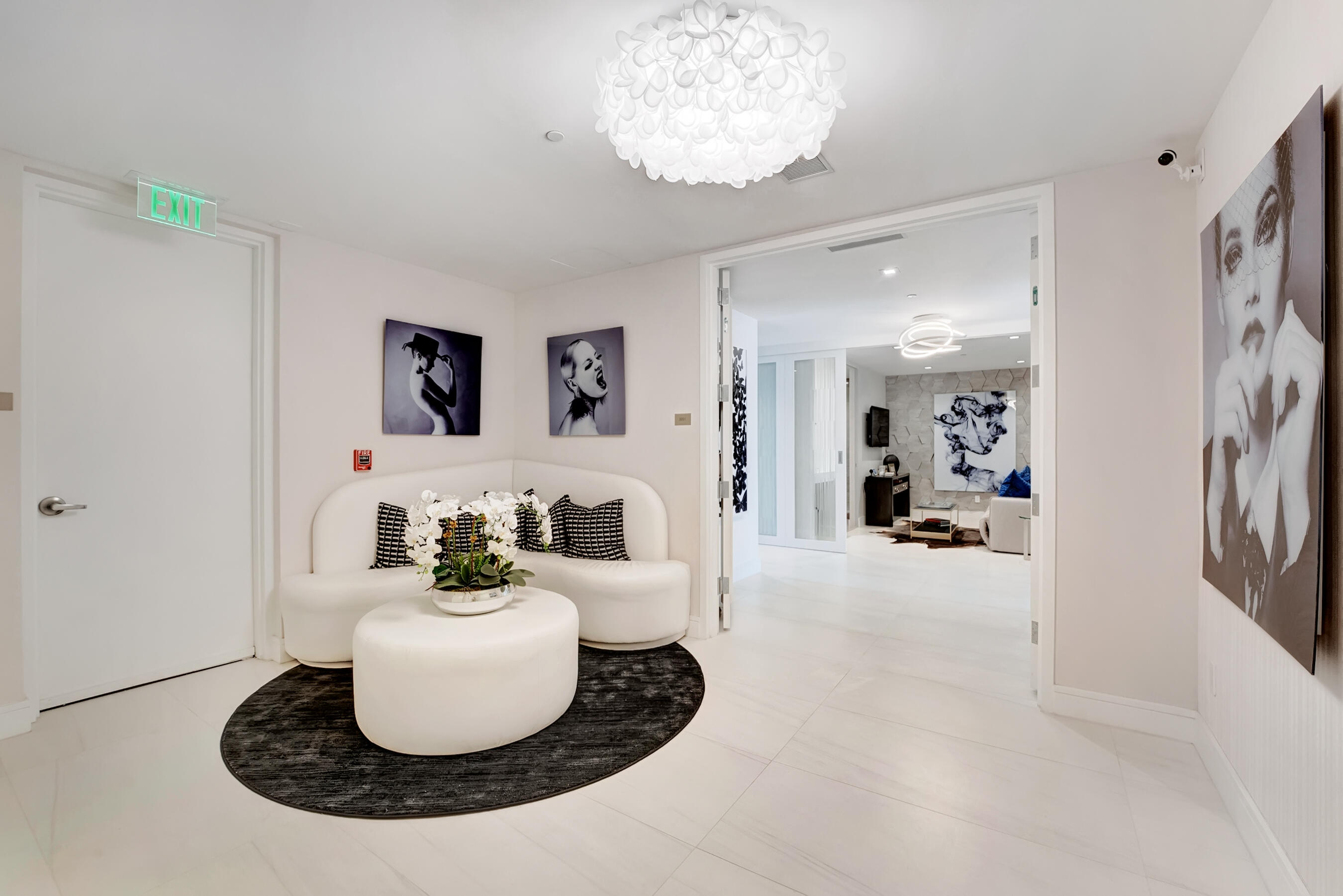 18975 Collins Avenue 3201