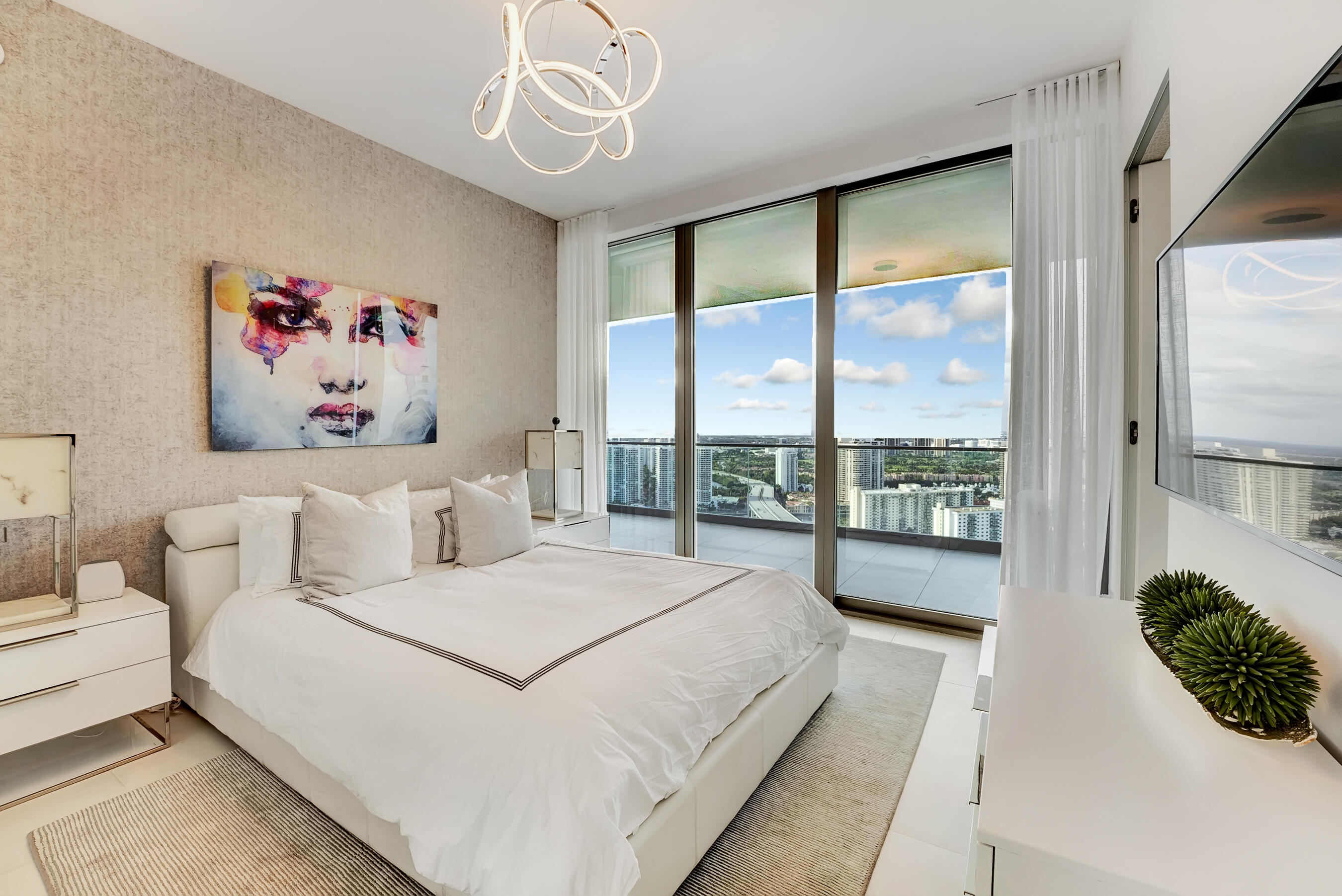 18975 Collins Avenue 3201