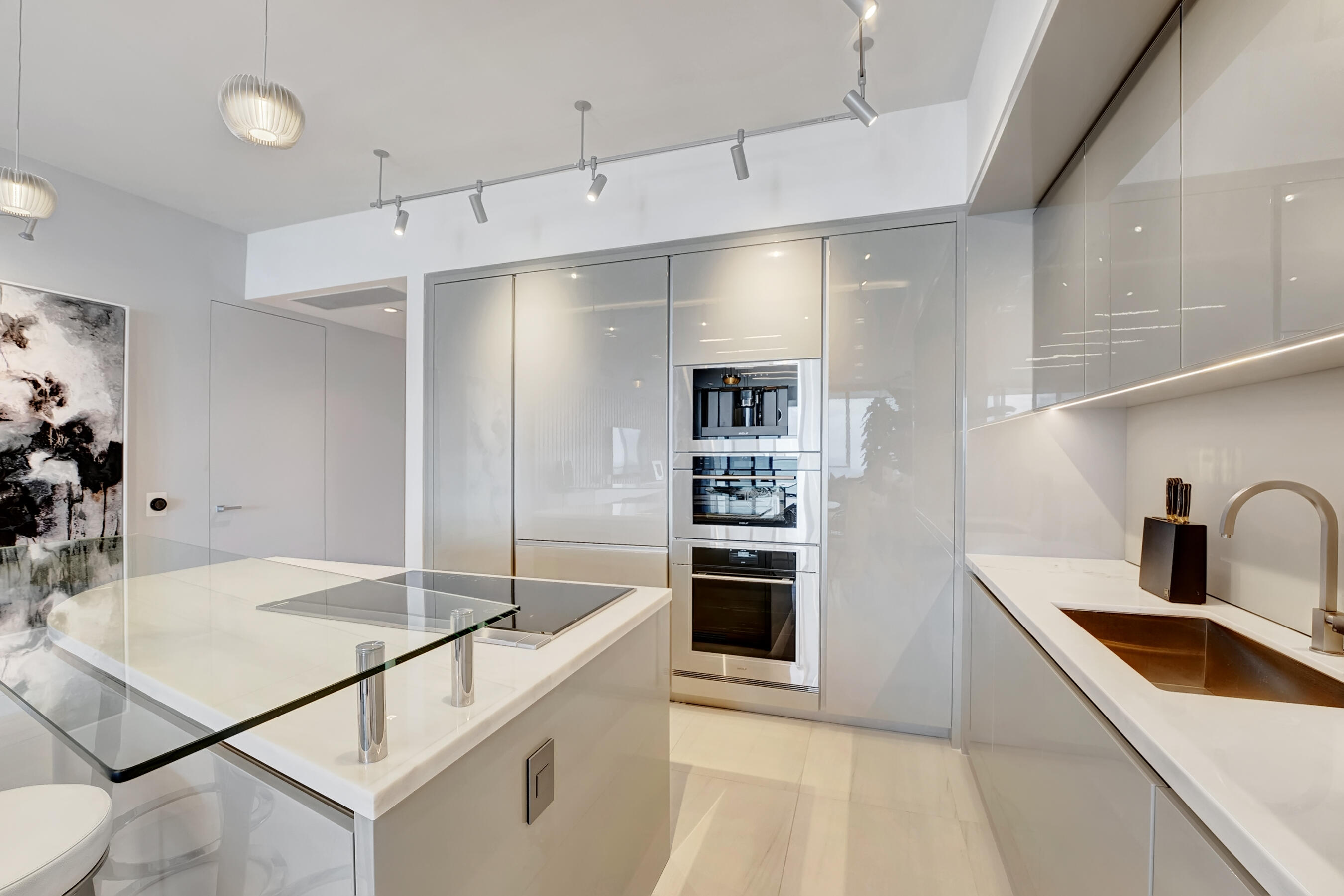 18975 Collins Avenue 3201