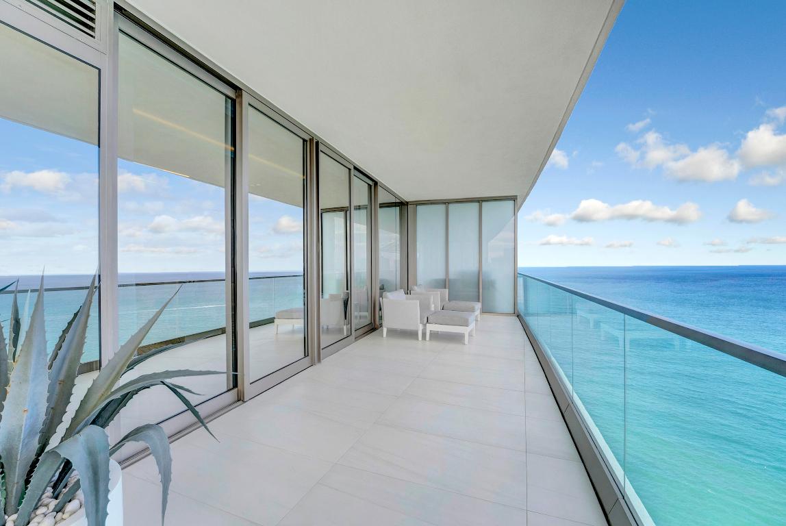 18975 Collins Avenue 3201