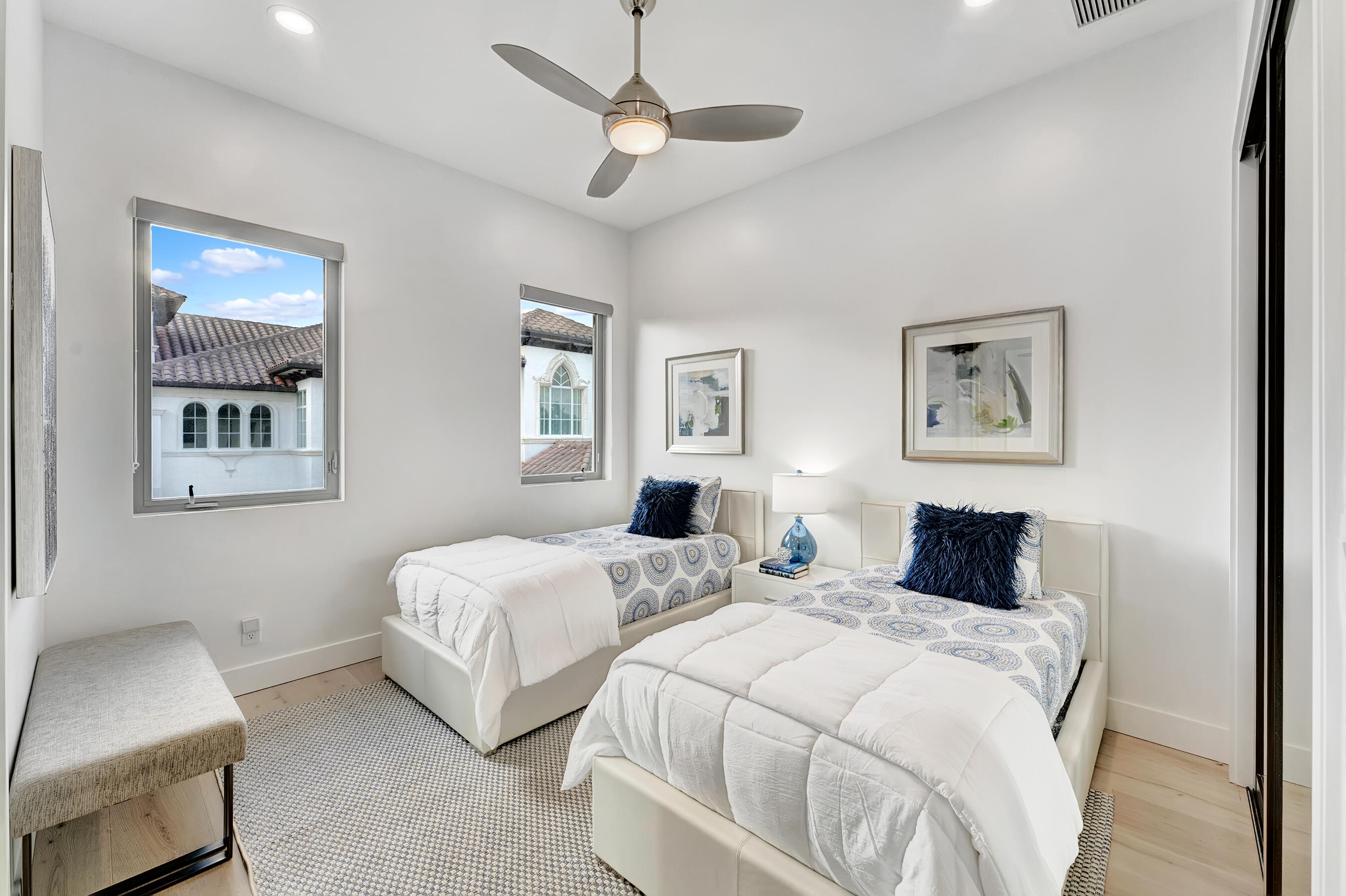 1005 Rhodes Villa Avenue