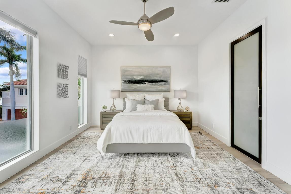 1005 Rhodes Villa Avenue