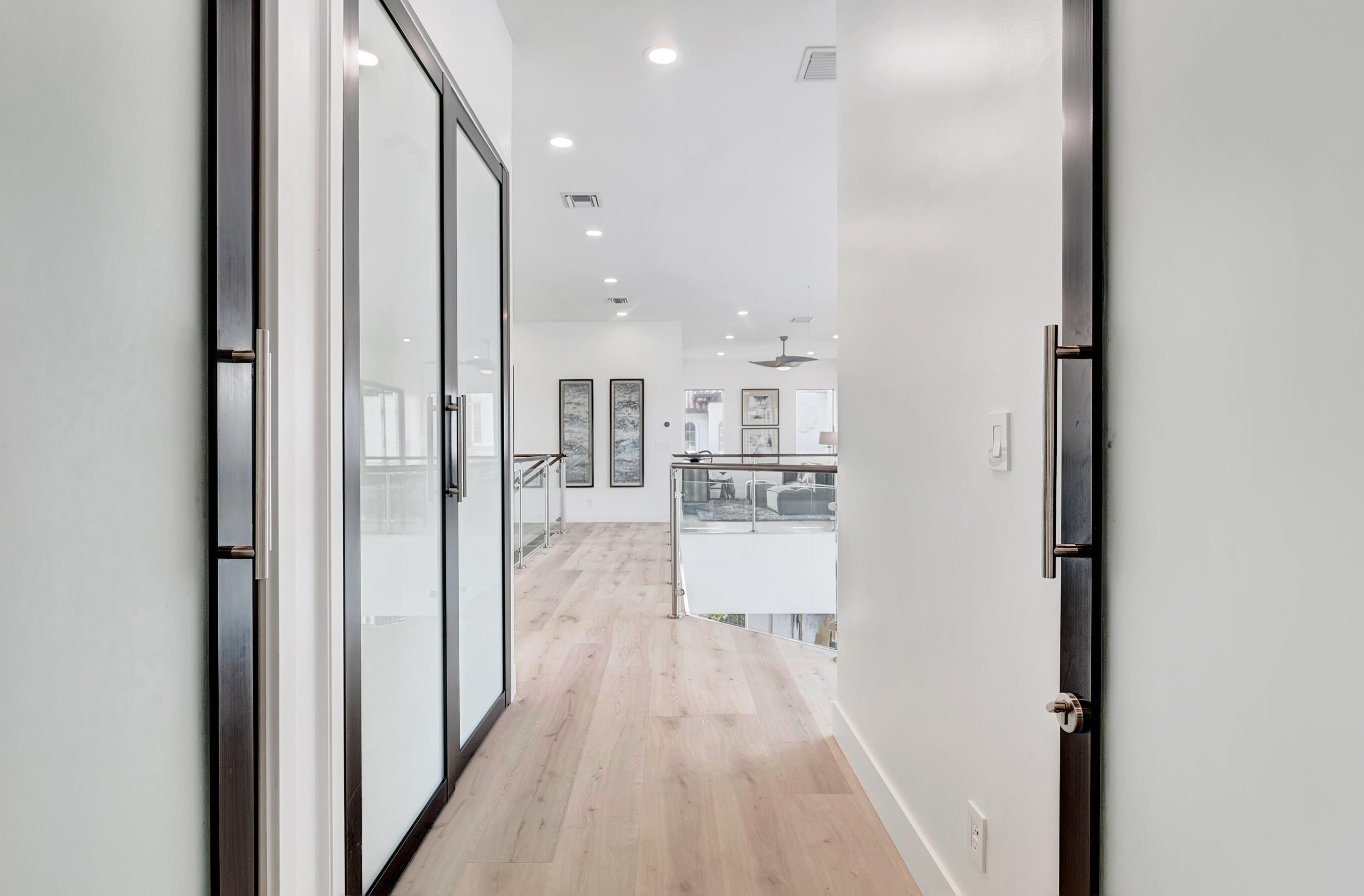 1005 Rhodes Villa Avenue