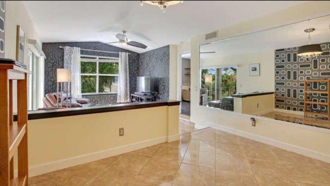 1745 Palm Cove Boulevard 3-305