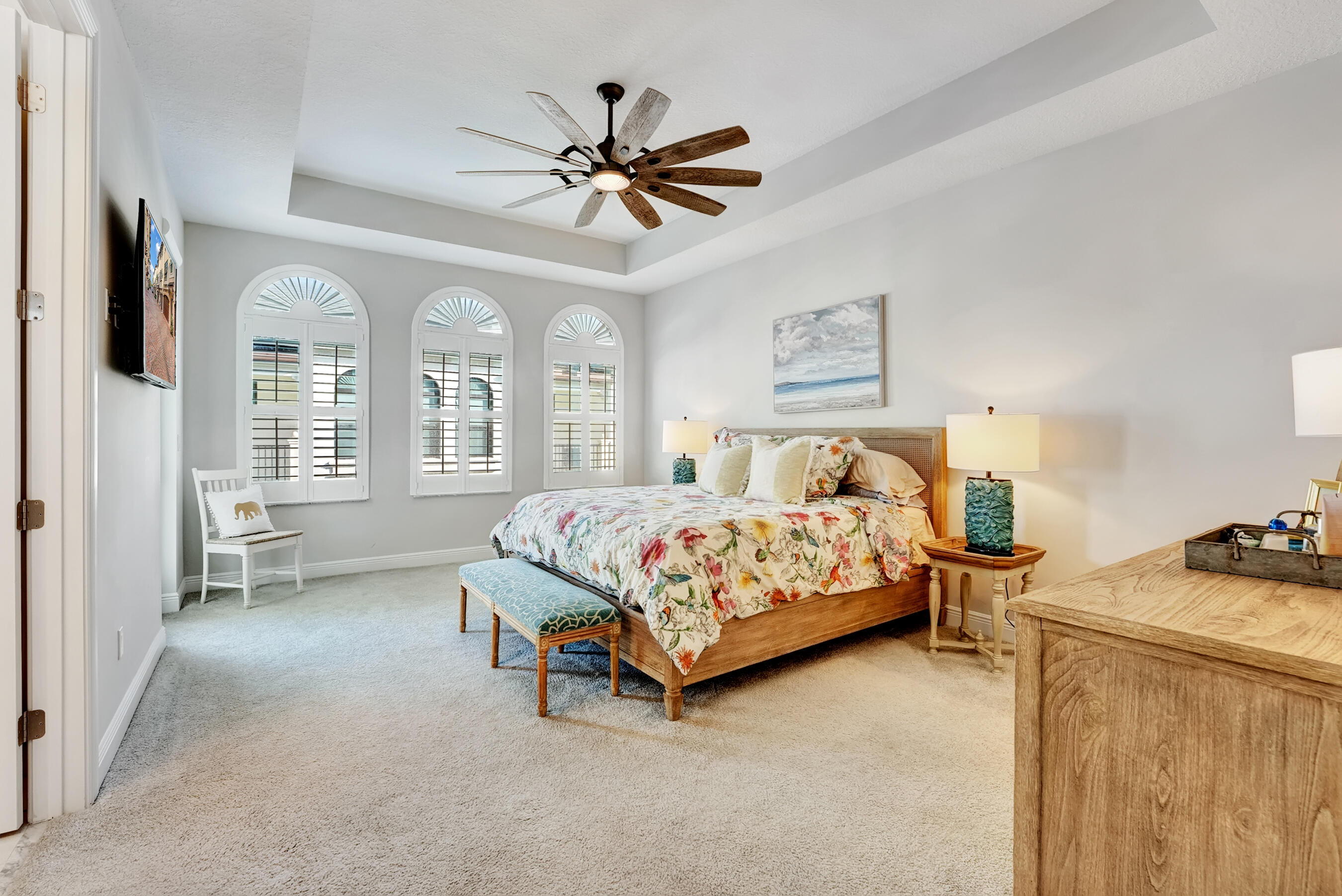 613 Windward Circle S