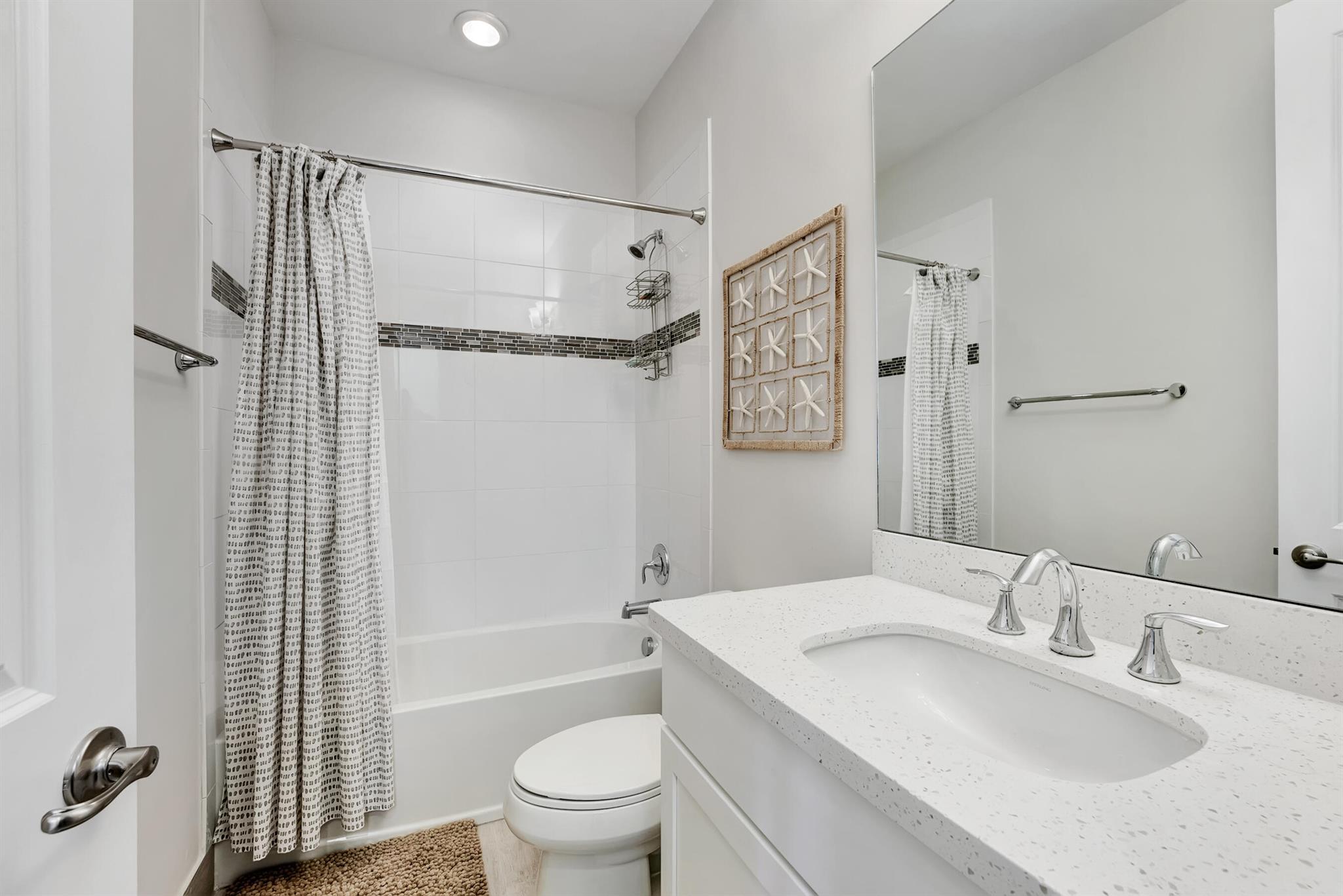 613 Windward Circle S